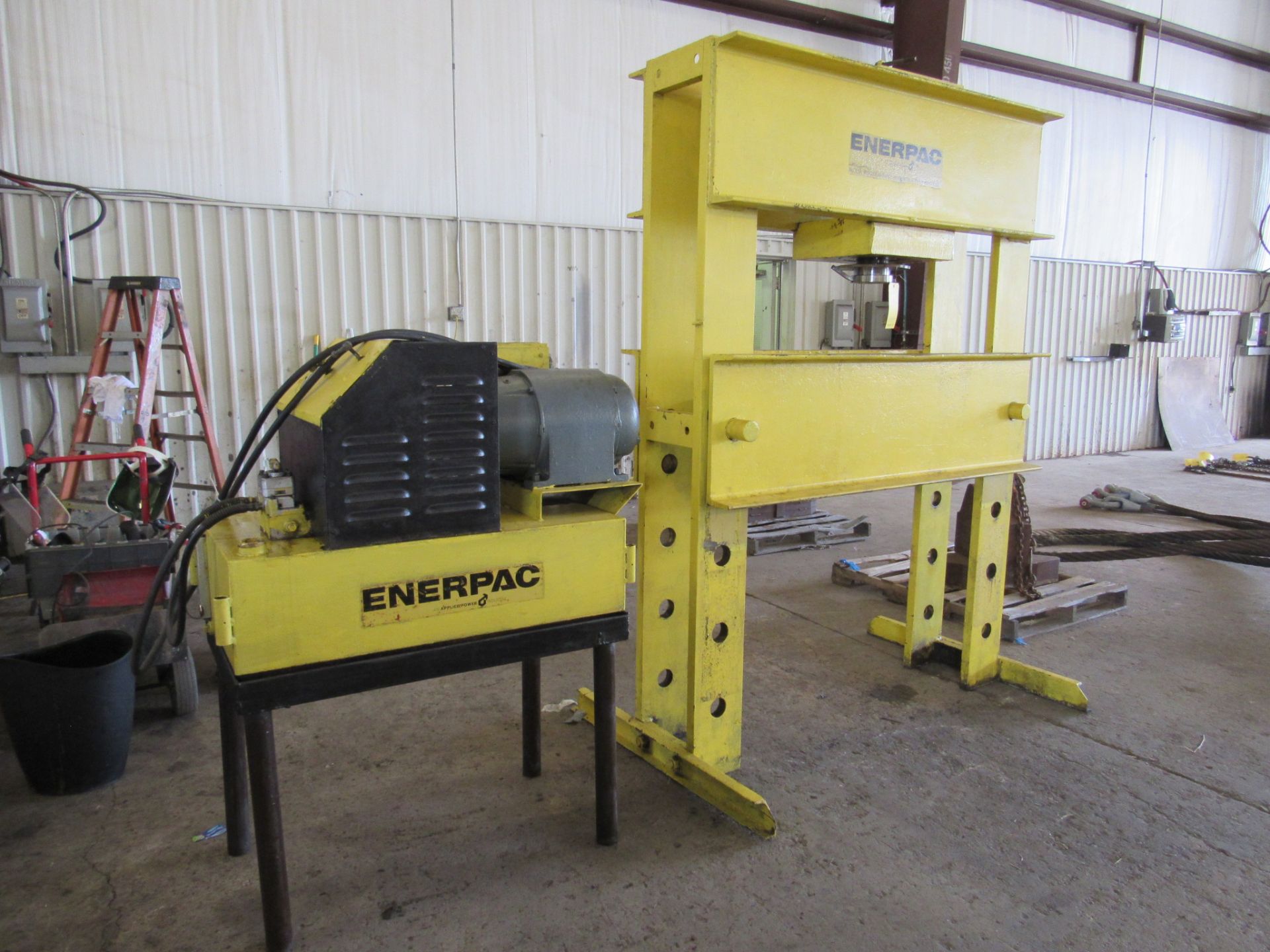 200 Ton ENERPAC Heavy Duty Shop Press - Image 2 of 10