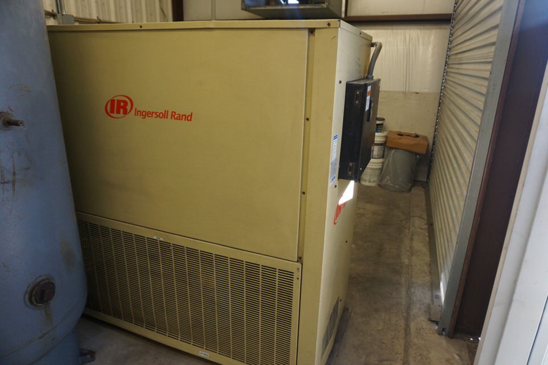 INGERSOL RAND AIR DRYER, MODEL: NVC1200A40N, 220 PSIG - Image 3 of 4