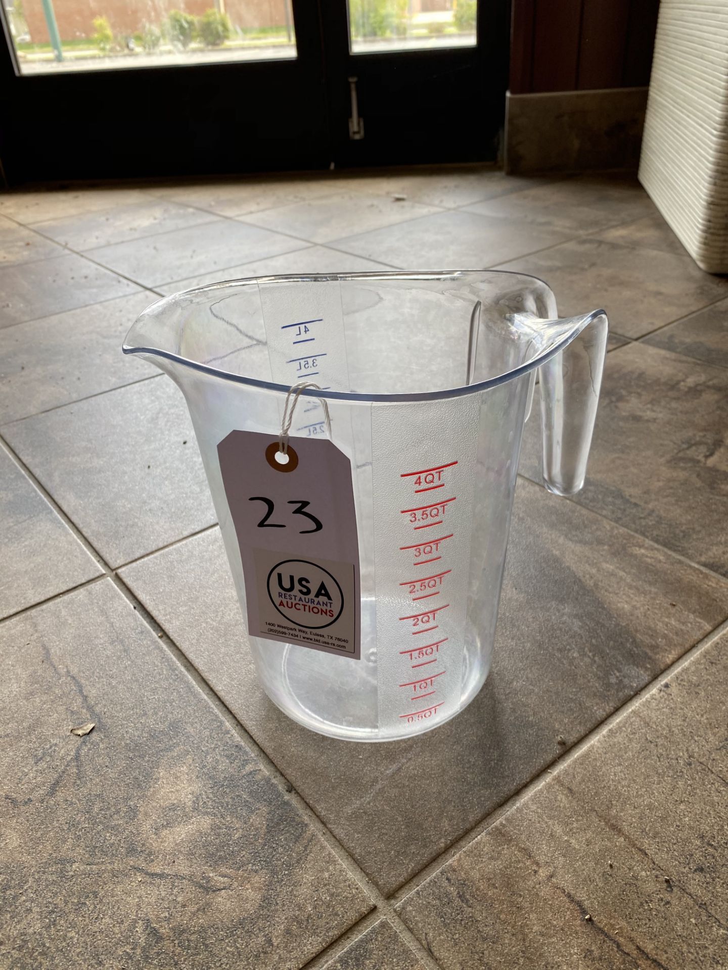 4 Qt. Clear Polycarbonate Measuring Cup