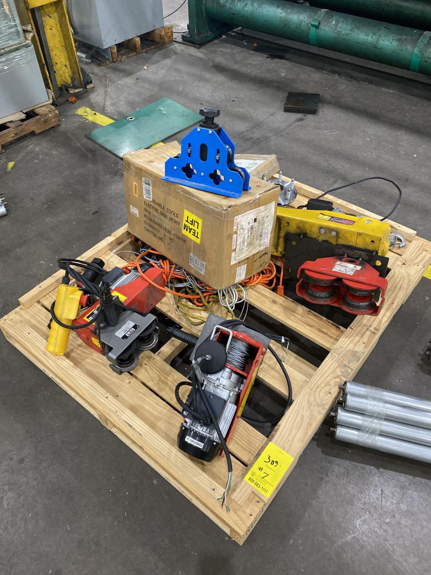 PALLET OF TROLLIES AND HOISTS