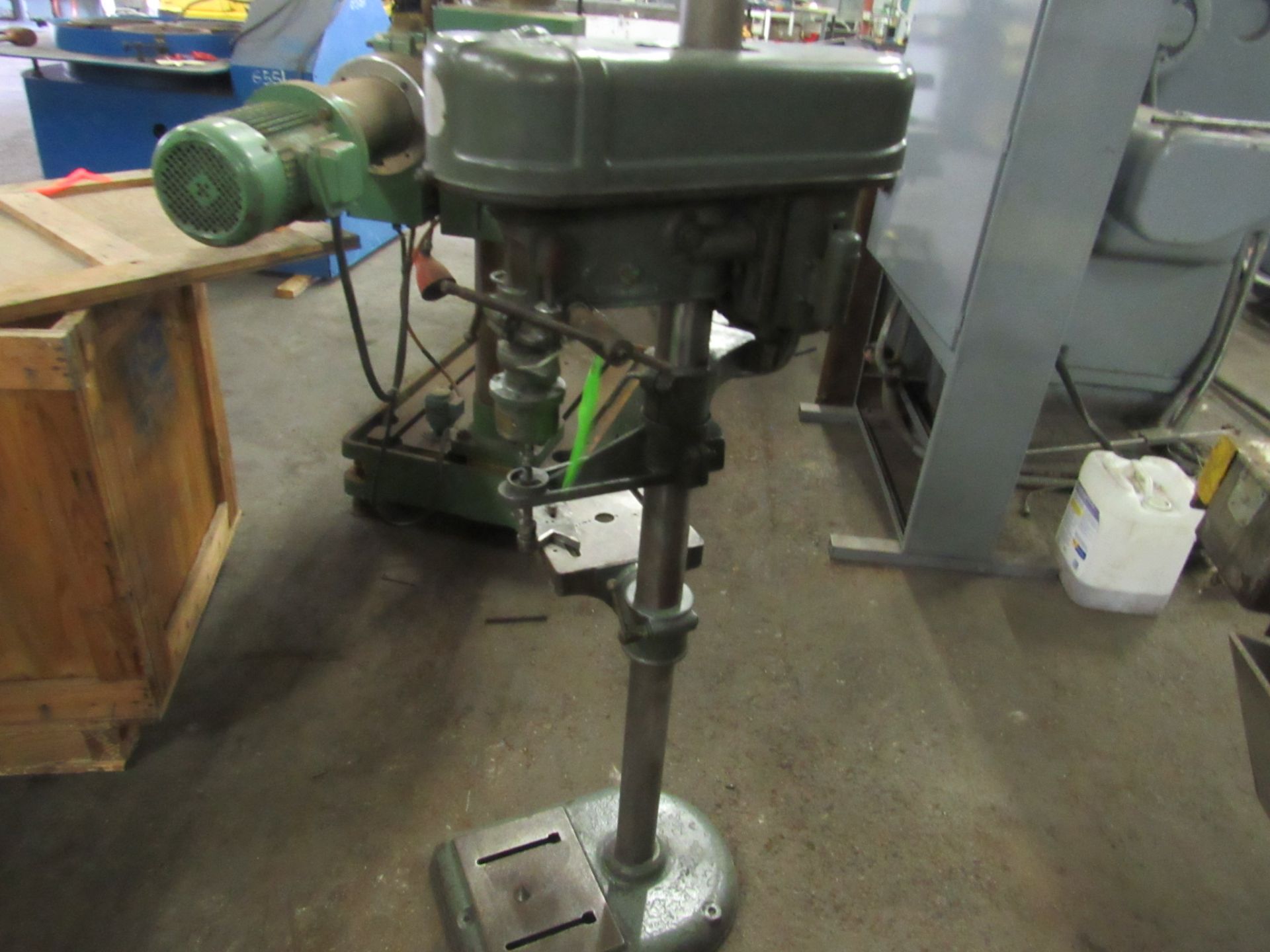 DRILL PRESS WITH PROCUNIER HIGH SPEED TAPPING CHUCK ATTACHMENT - Image 2 of 3