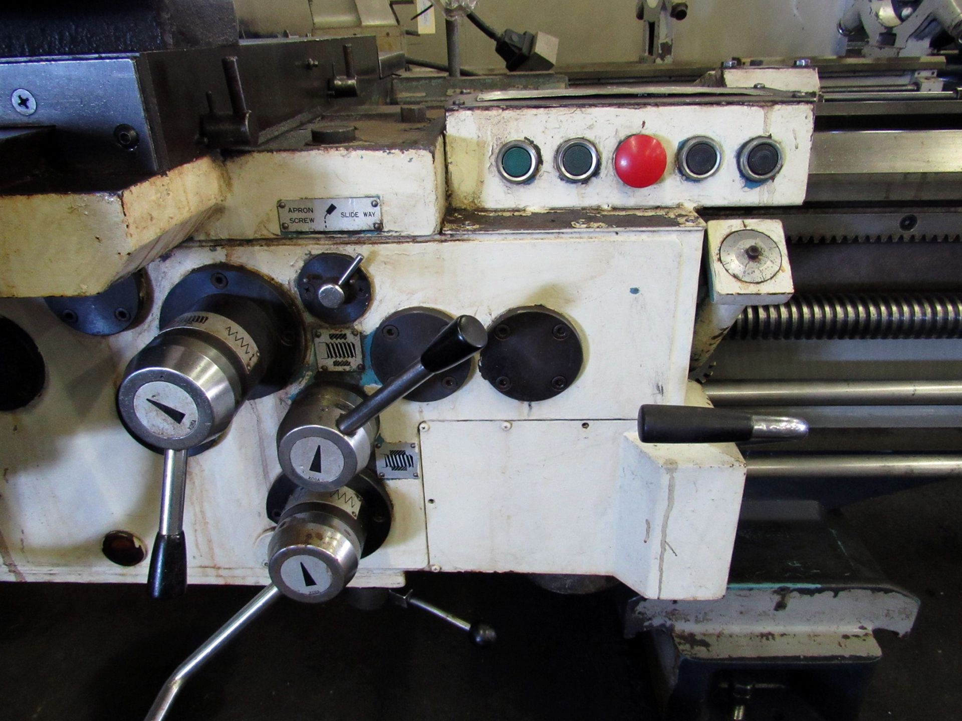 32" X 118" KURAKI MODEL LC-403 30 HOLLOW SPINDLE LATHE WITH 12.5" SPINDLE BORE - Image 17 of 19