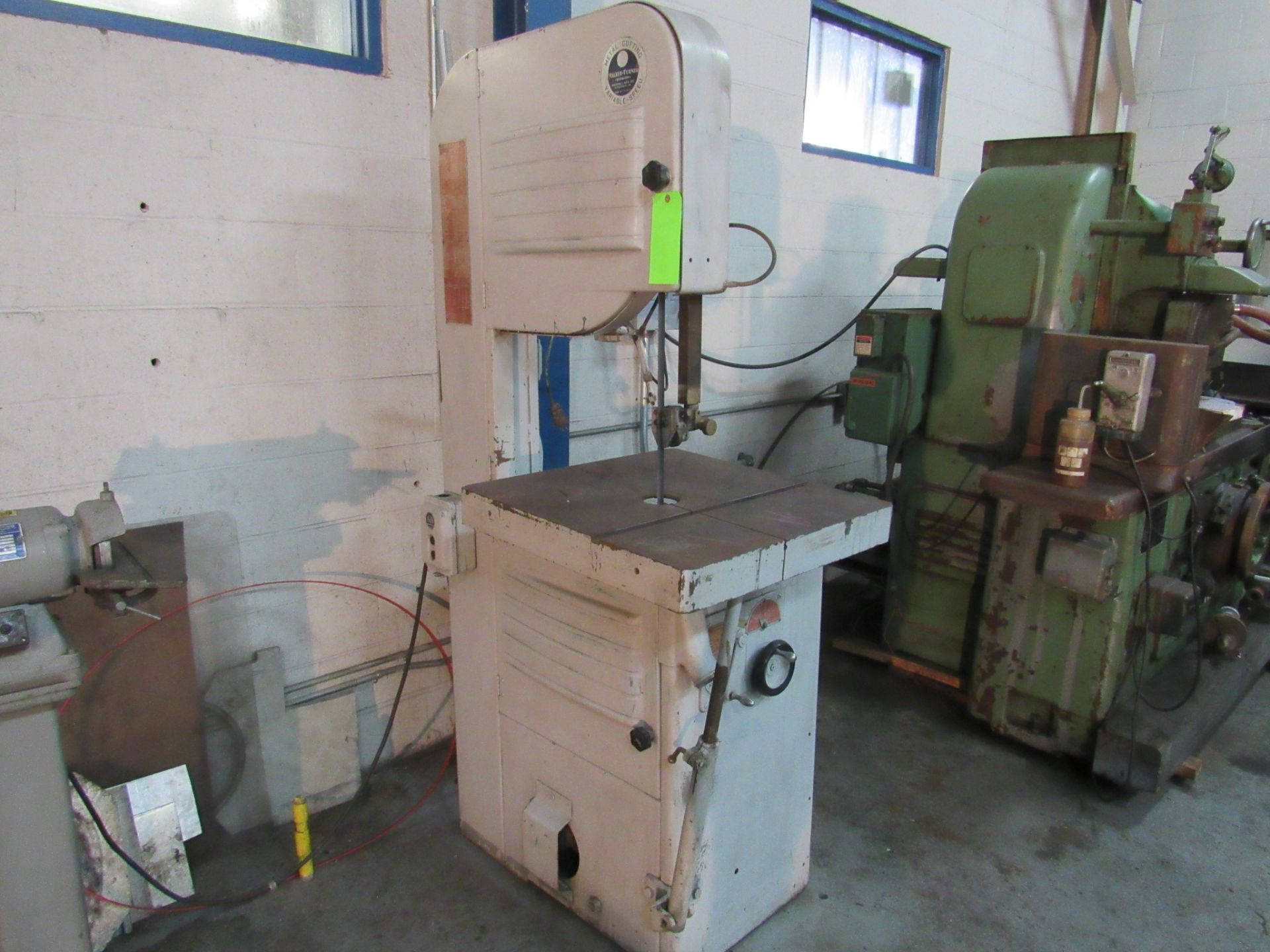 12" X 18" ROCKWELL VERTICAL BAND SAW