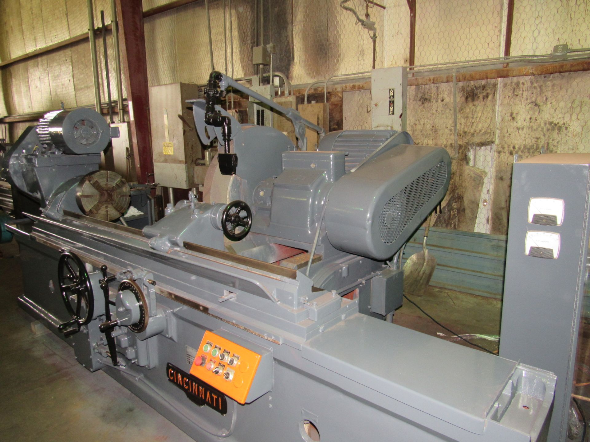 17" X 72" HEAVY DUTY CINCINNATI PLAIN CYLINDRICAL GRINDER - Image 16 of 16