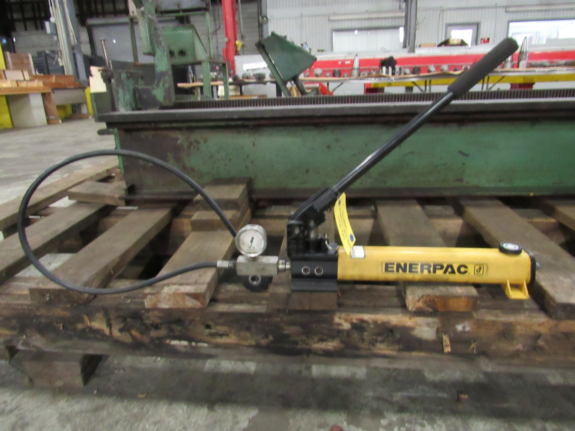 Enerpac Model P392 Hydraulic Hand Pump - Image 2 of 2