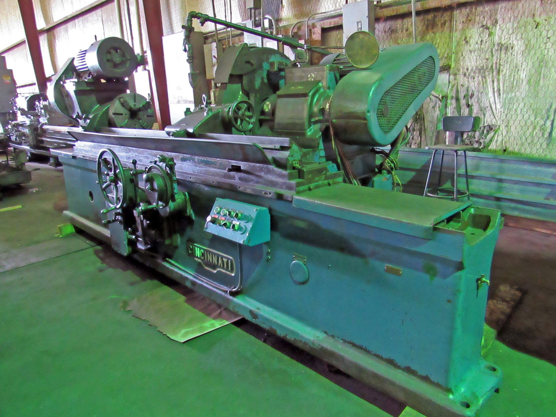 17" X 72" HEAVY DUTY CINCINNATI PLAIN CYLINDRICAL GRINDER