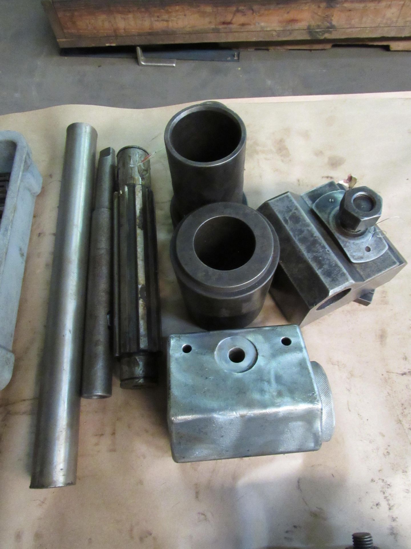 LOT: Boring Bars and Boring Bar Holders Tooling