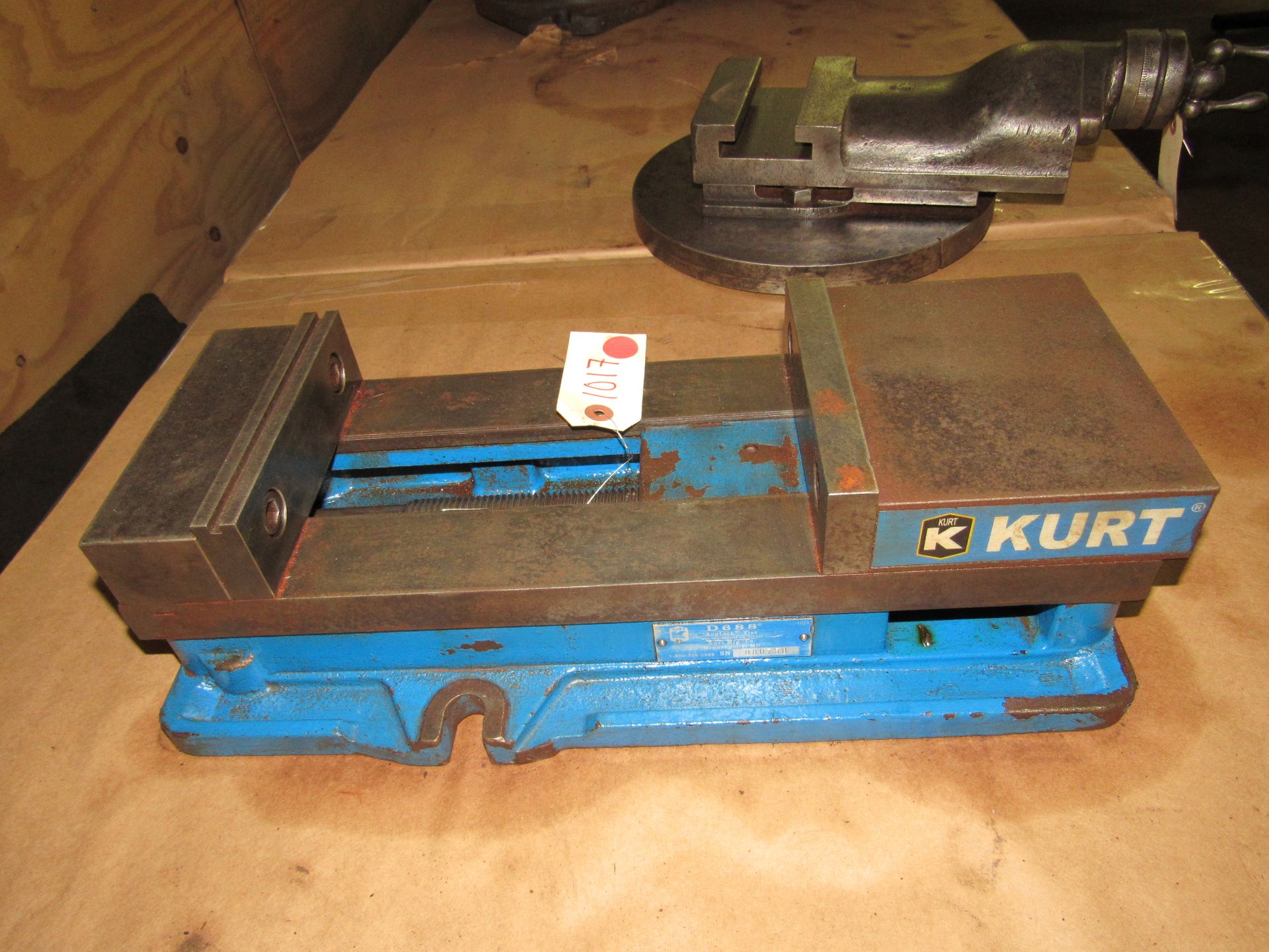 Kurt Vise Model D688, S/N 080758, 8-3/4" opening, 6" wide - Image 3 of 5