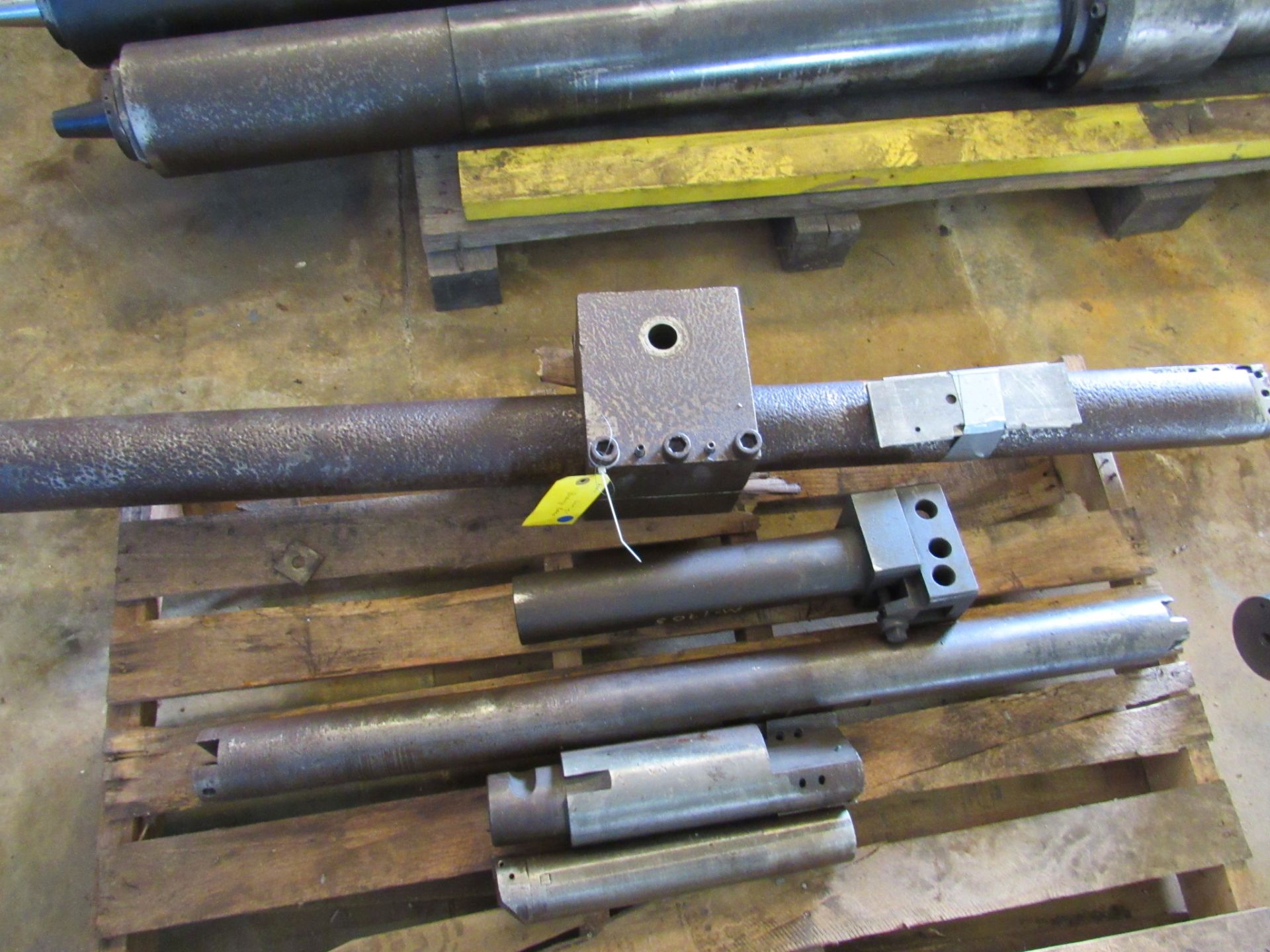 LOT of 5: Heavy Duty Boring Bars