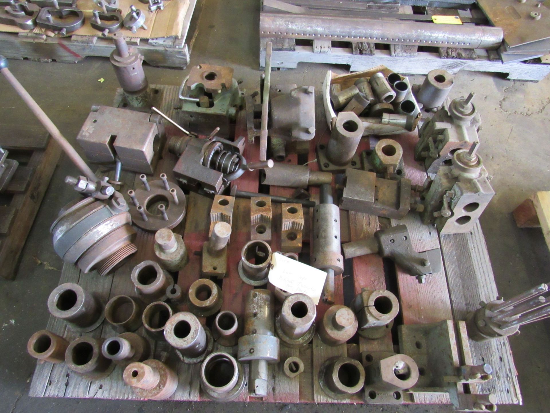 Lot: Mixed Tooling and Parts