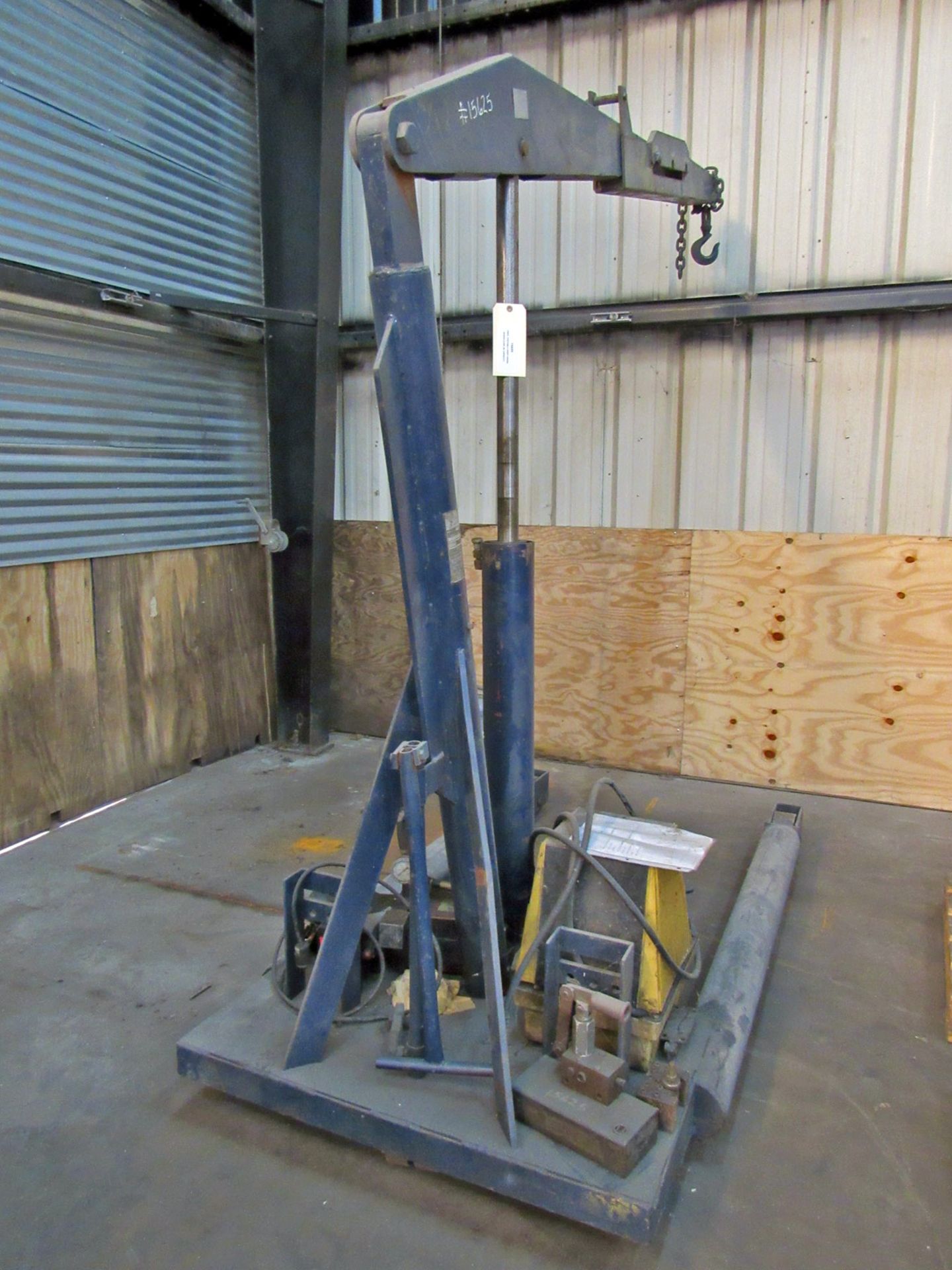 6,000 LB. CAPACITY RUGER PORTABLE SHOP CRANE - Image 3 of 6