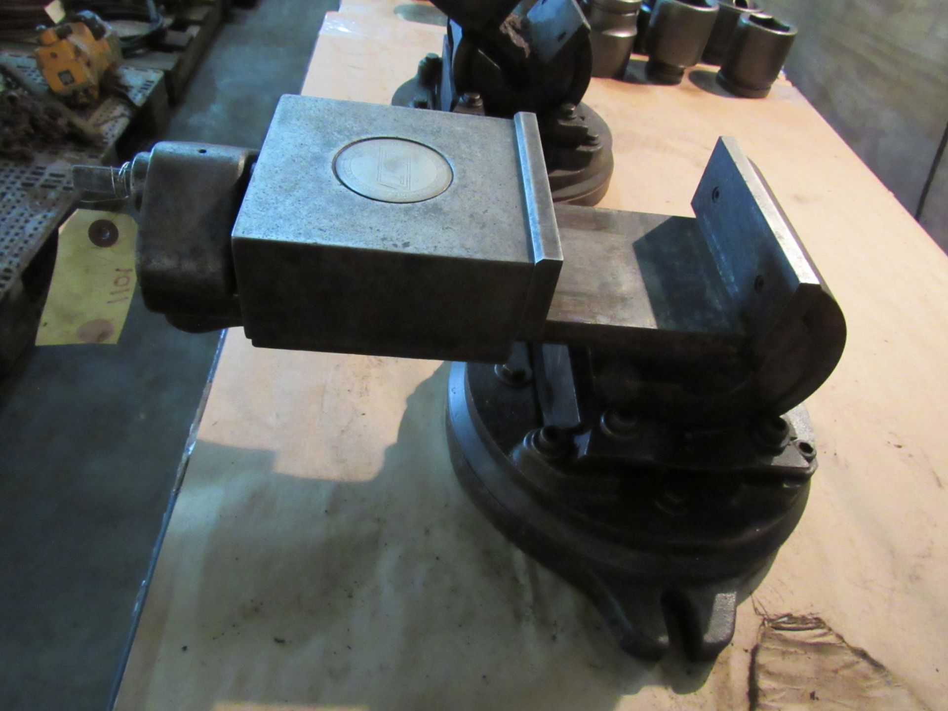 3-Way Precision Angle Vise, 4-1/2" max opening, 5-1/2" wide, Universal Vise and Tooling - Image 5 of 5