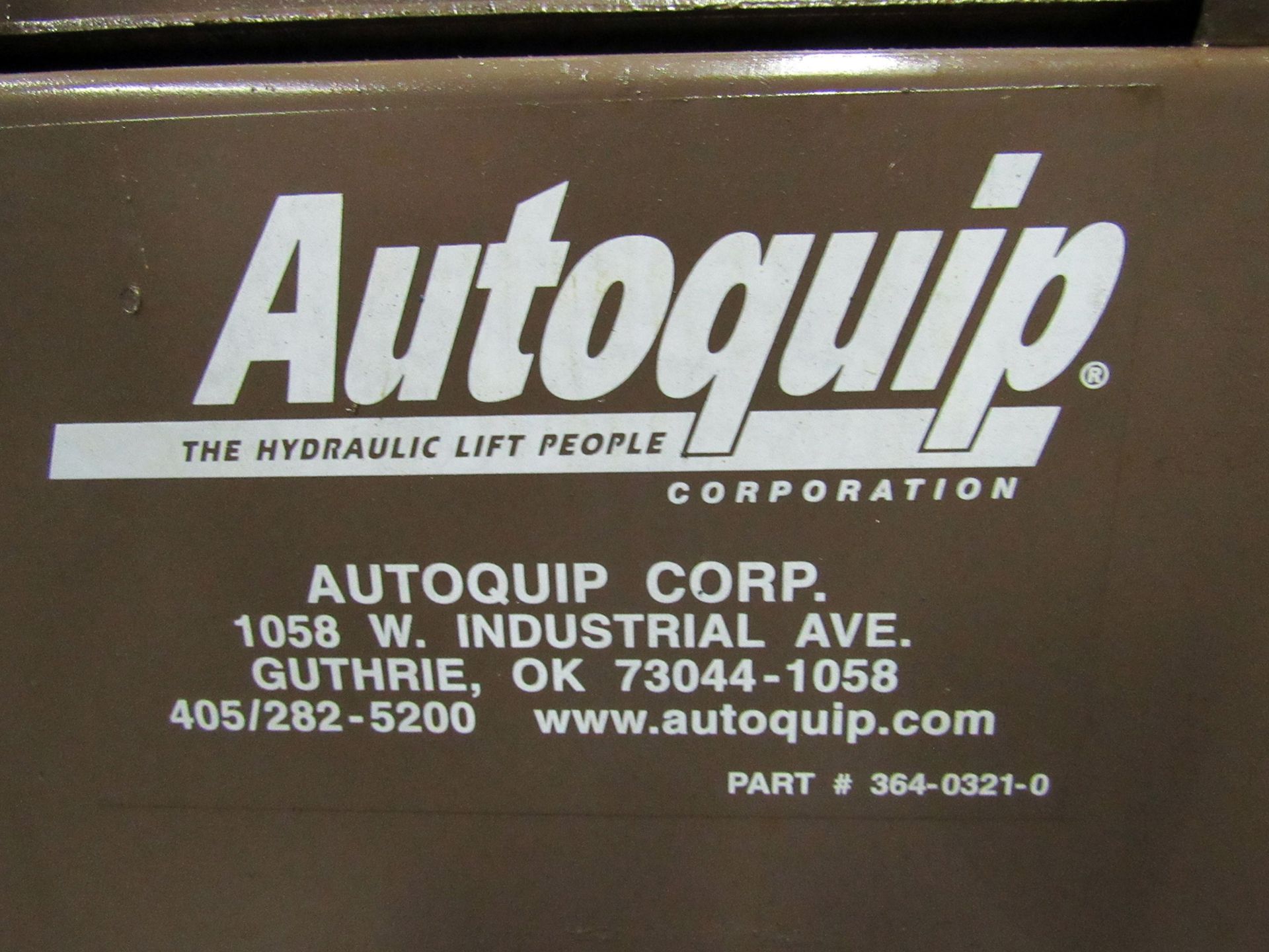 AUTOQUIP 18,000 LB. CAPACITY HYDRAULIC LIFT TABLE - Image 7 of 7