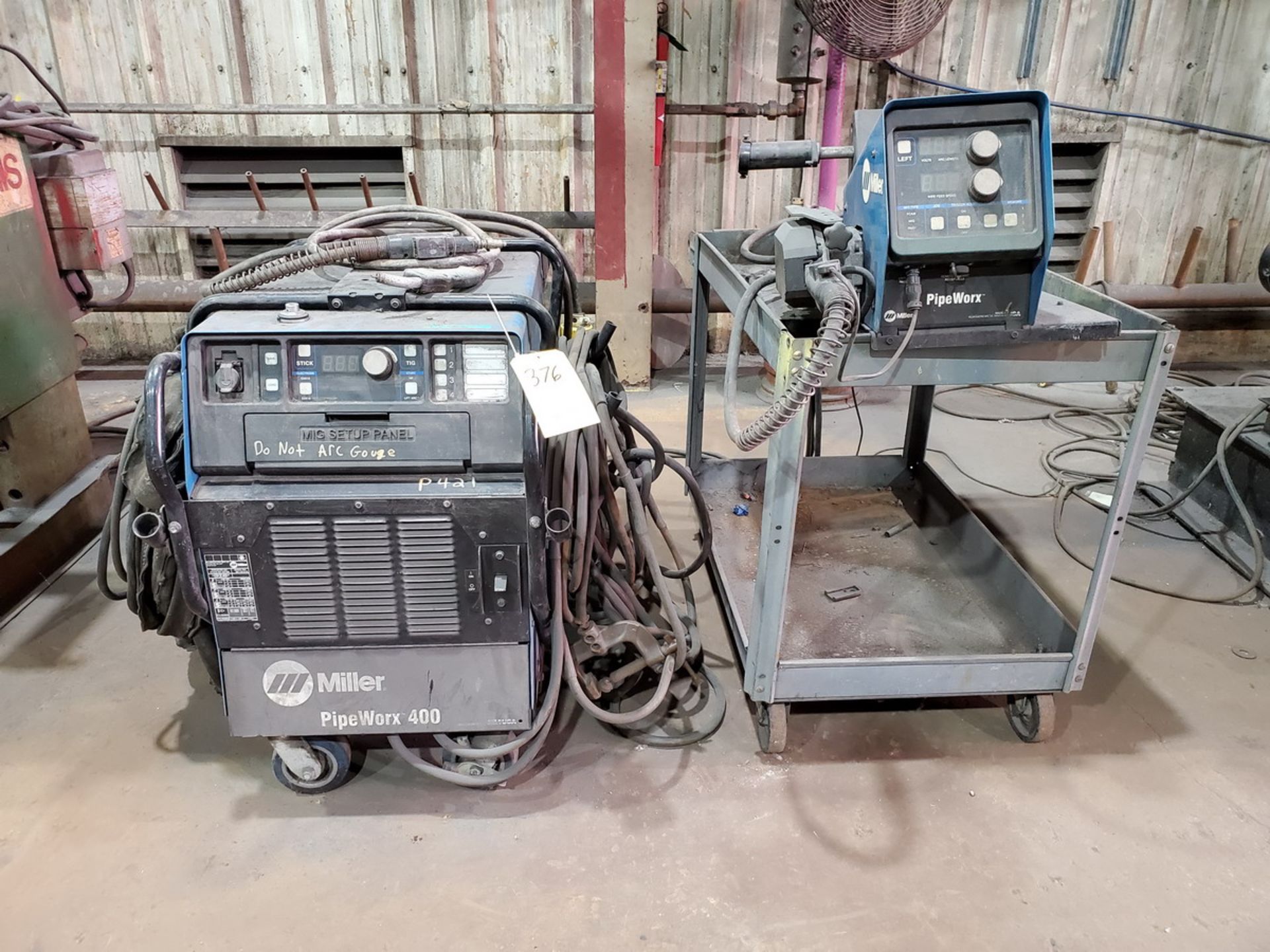 Miller Pipeworx 400 Multiprocessing Welder 350/565A, 230/460V, 50/60HZ, 3PH, W/ Pipeworx Feeder