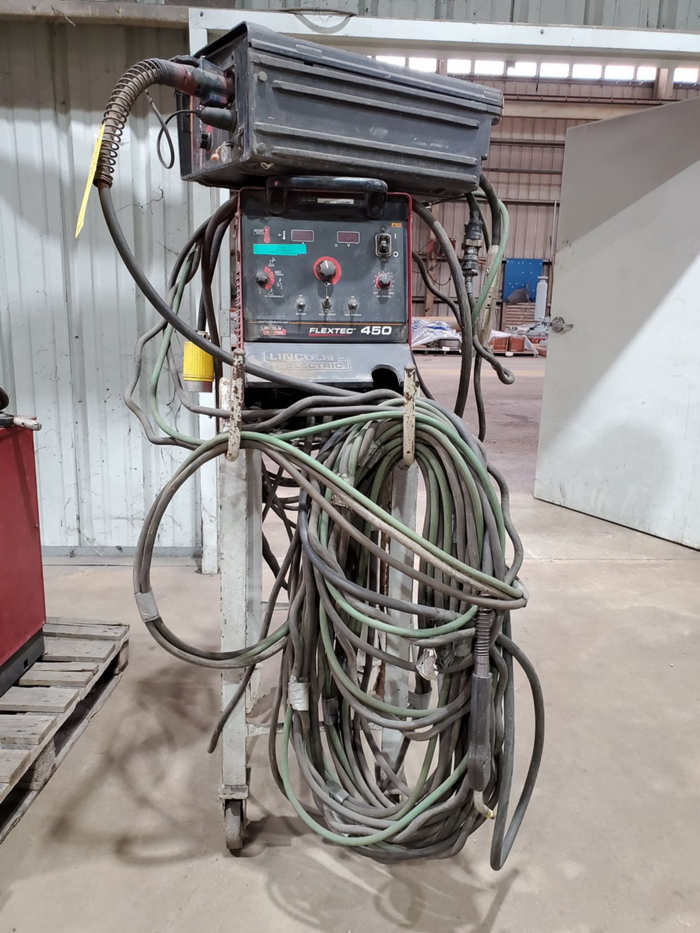 Lincoln Electric Flextec 450 Multiprocessing Welder 500A, 380/575V, 50/60HZ, 3PH; W/ Lincoln Ele
