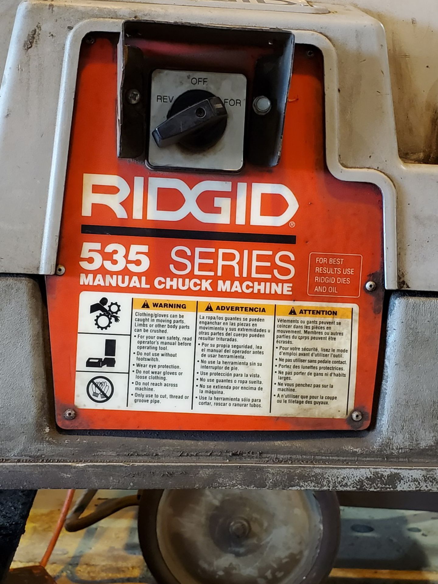 Ridgid 535 Pipe Threading Machine 15A, 115V, 60HZ, 12/36RPM; W/ (5) Threading Dies - Image 7 of 8