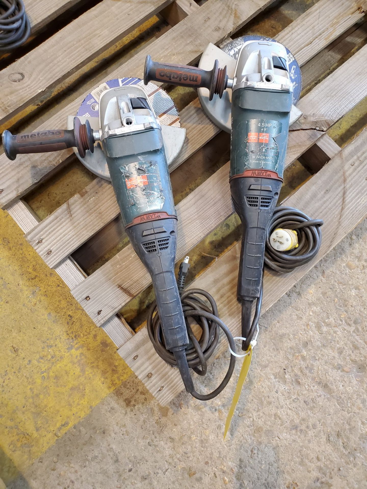 Metabo W24-230 MVT (2) 9" Angle Grinders 4.5HP, 15A, 120V, 50/60HZ