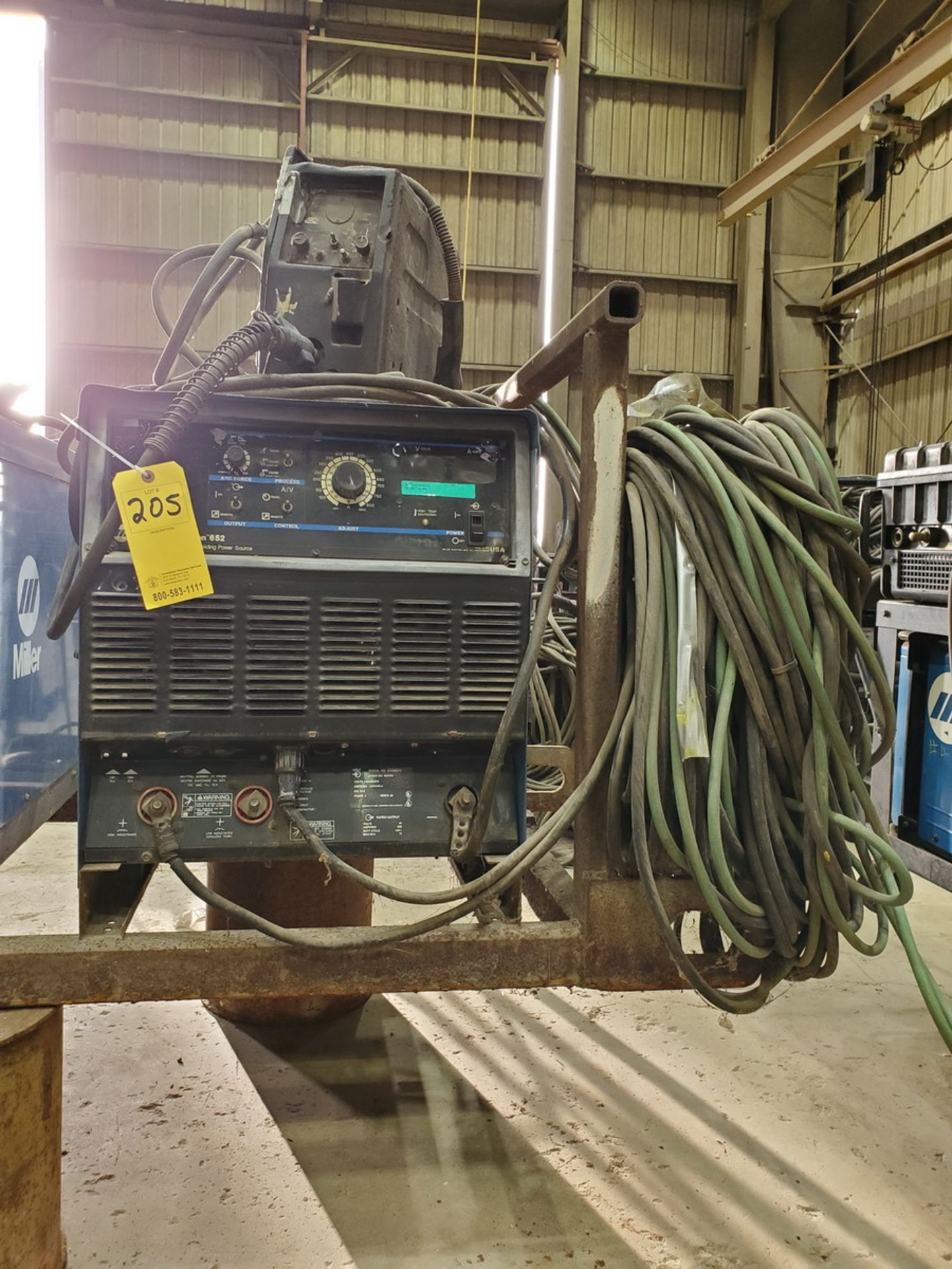 Miller Dimension 652 Multiprocessing Welder 126/63/50.4A, 230/460/575V, 60HZ, 3PH; W/ S-22 P12