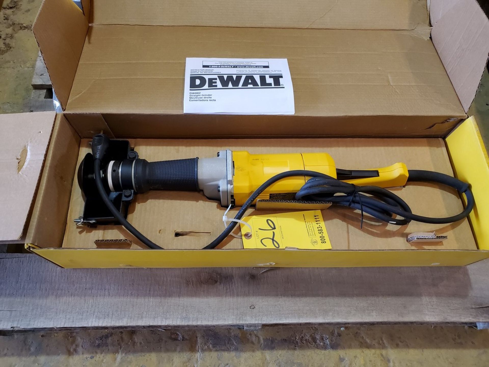 Dewalt DW882 6" Heavy Duty Straight Grinder