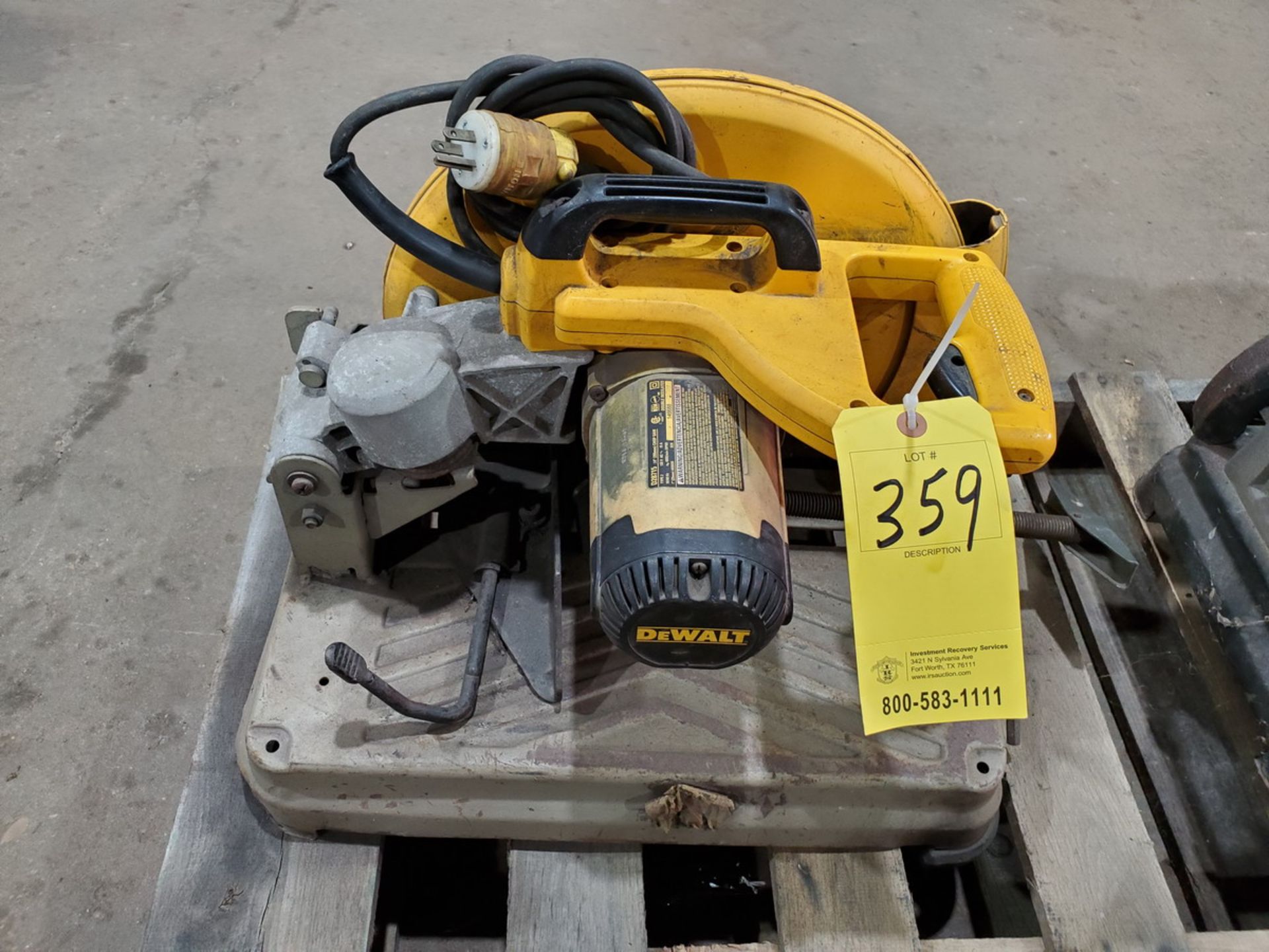 Dewalt DW8715 14" Chop Saw 15A, 120V, 50/60HZ