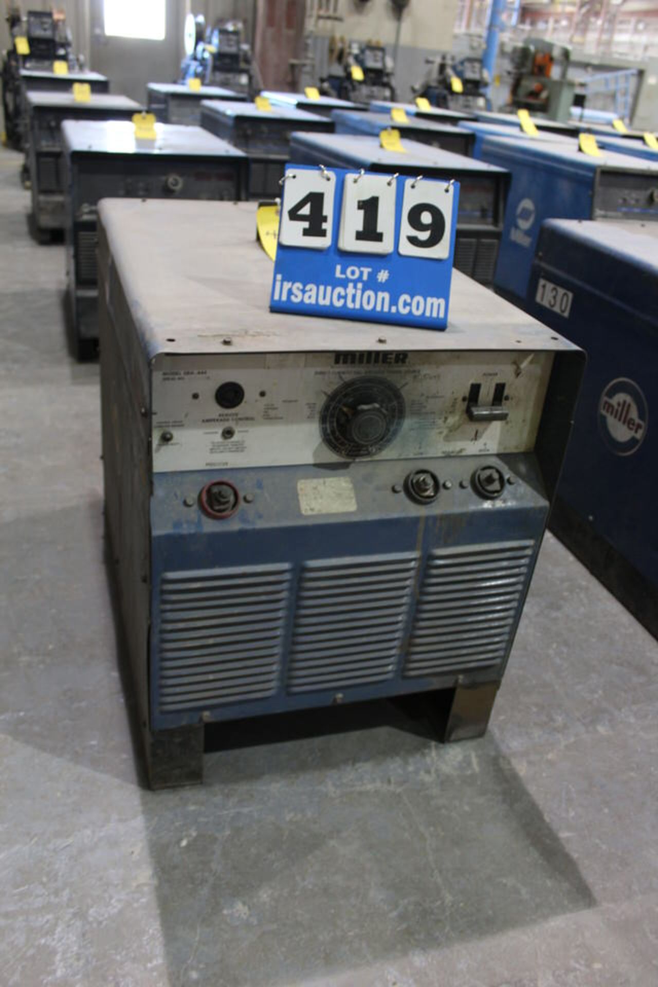 MILLER SRH-444 ARC WELDER