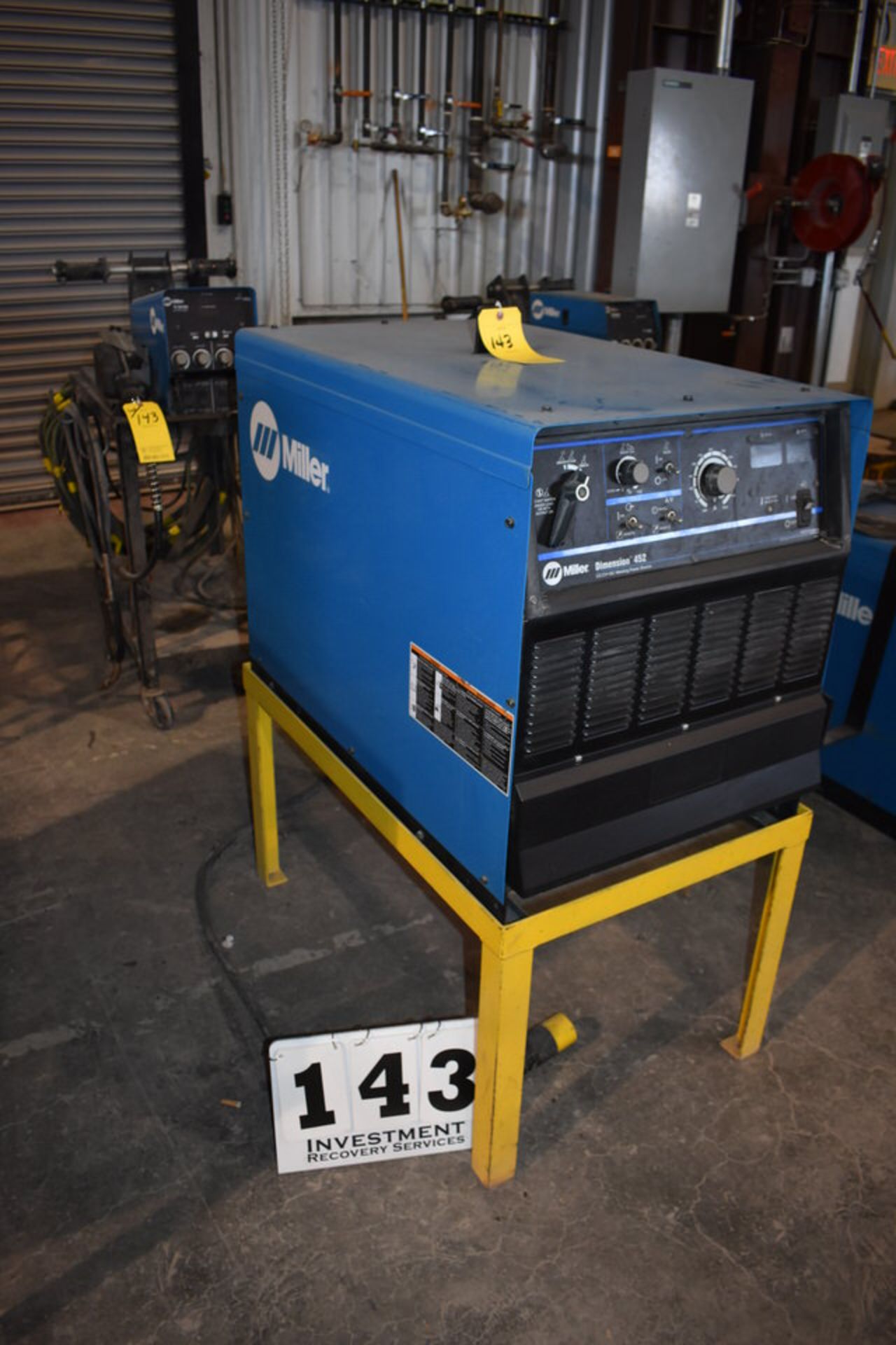 MILLER DIMENSION 452 CC-CV-DC WELDING POWER SOURCE