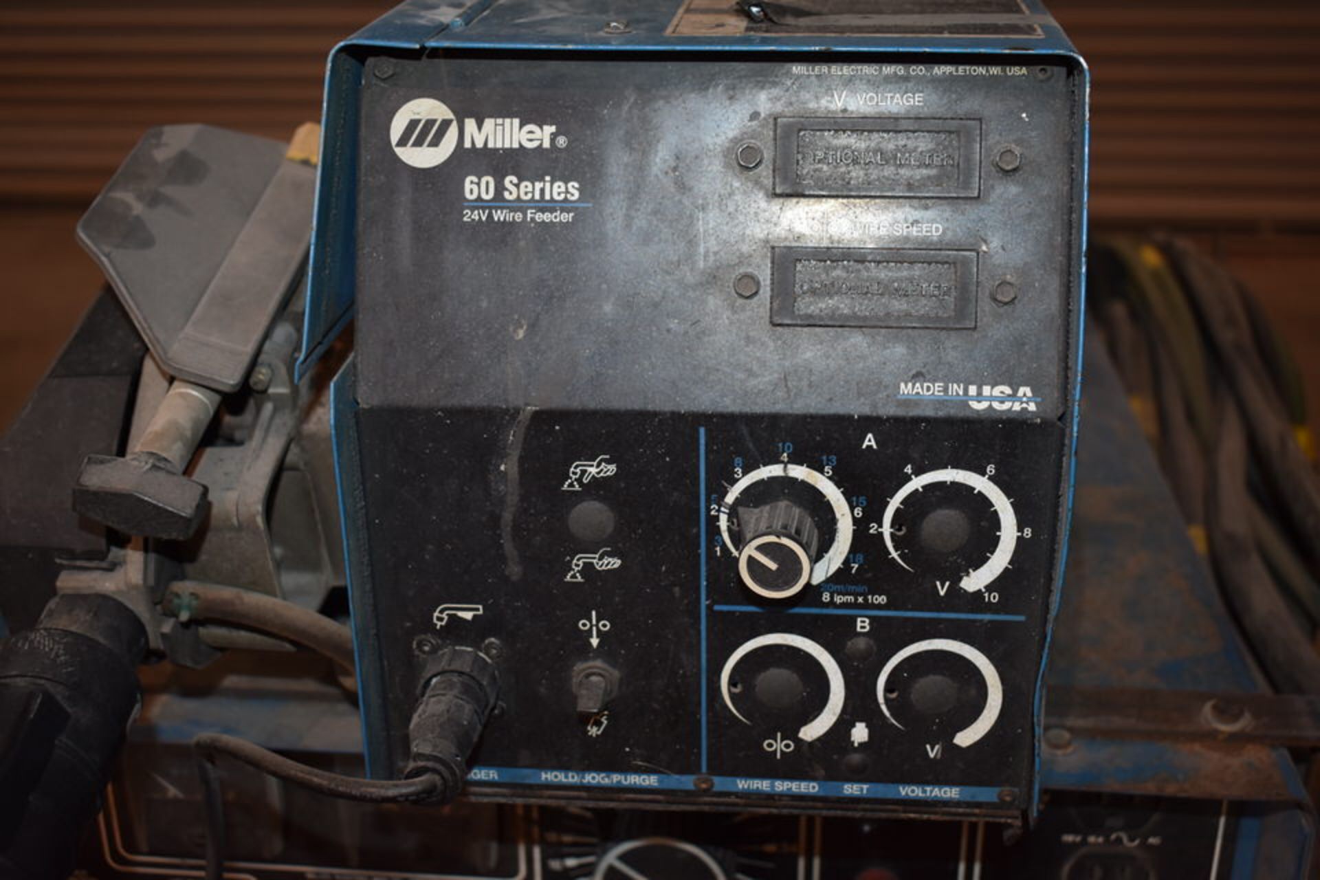 MILLER DELTAWELF 451ARC WELDER W/ MILLER 60 SERIES WIRE FEEDER - Image 3 of 3