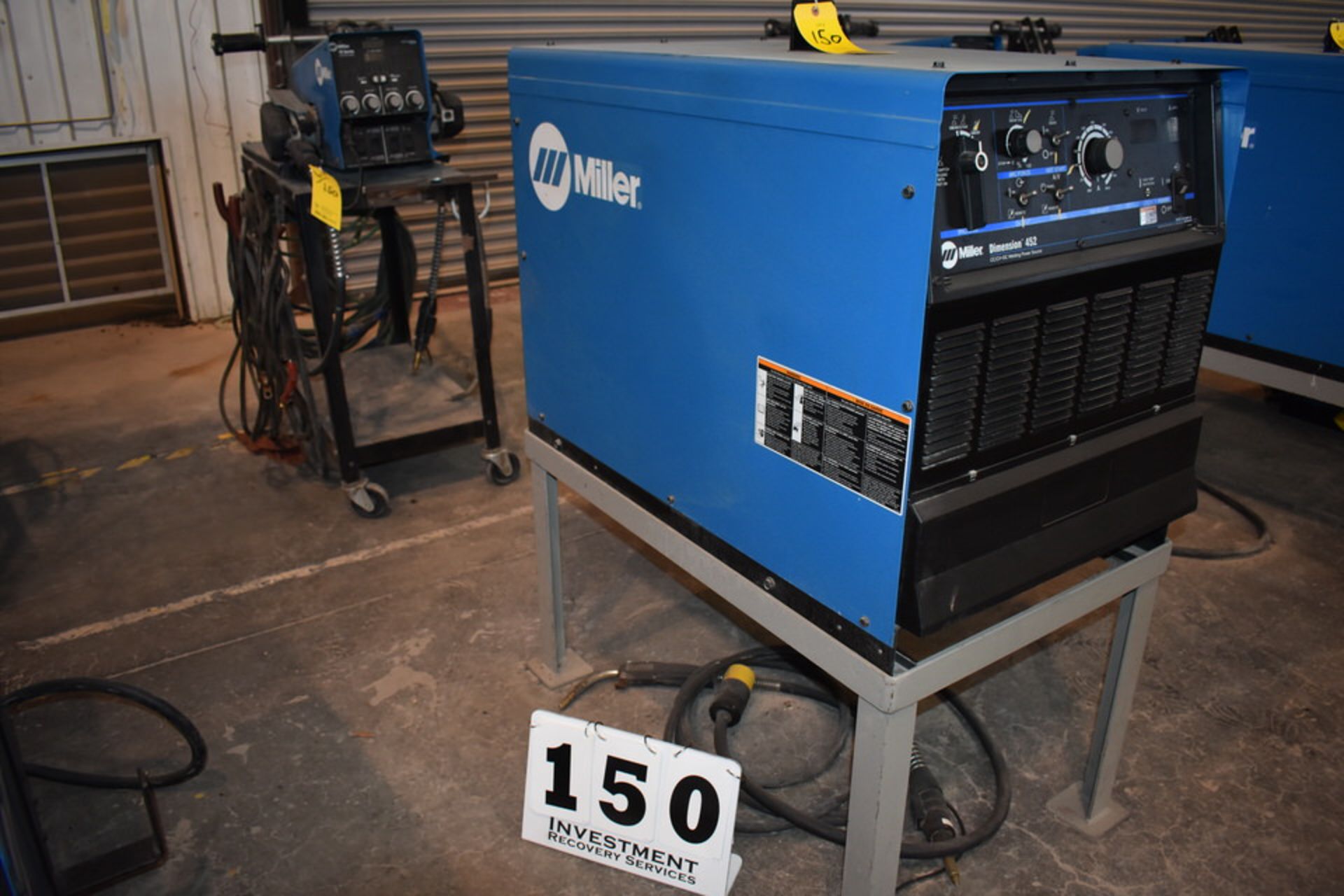 MILLER DIMENSION 452 CC-CV-DC WELDING POWER SOURCE