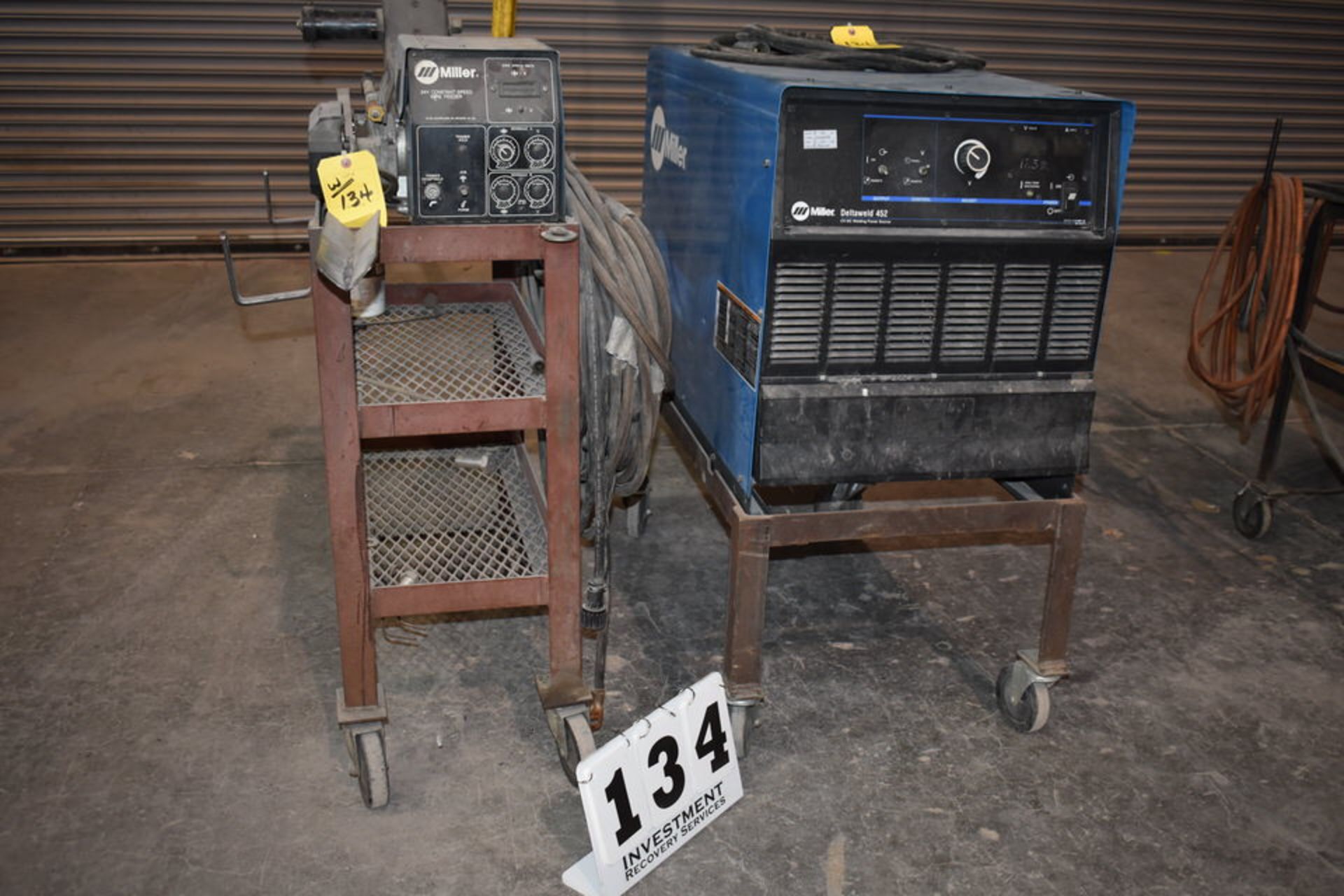 MILLER DELTAWELD 452 CV-DC WELDING POWER SOURCE W/ MILLER 70 SERIES WIRE FEEDER