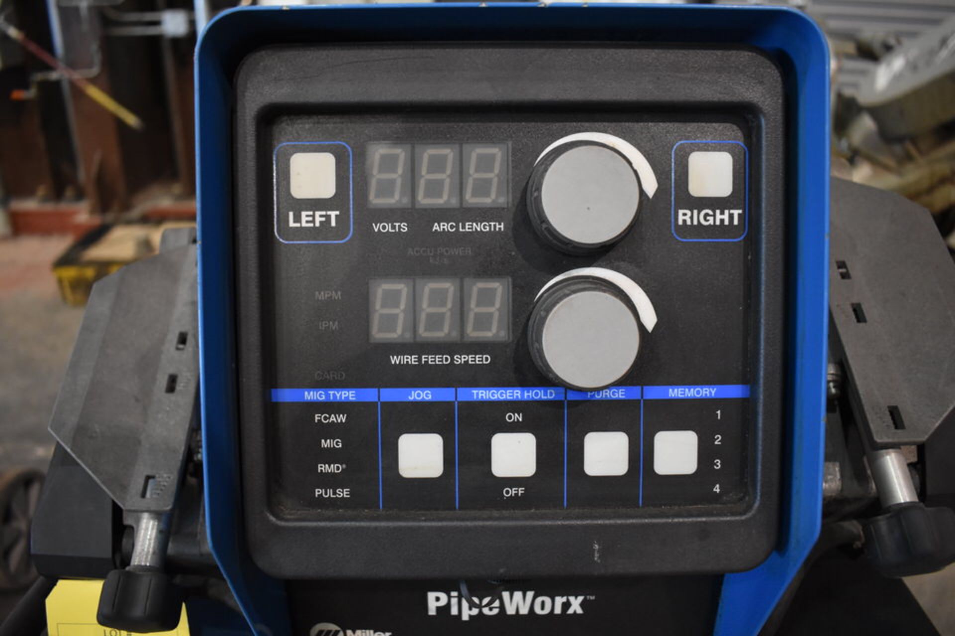 MILLER PIPEWORX 400 MIG WELDER - Image 4 of 5