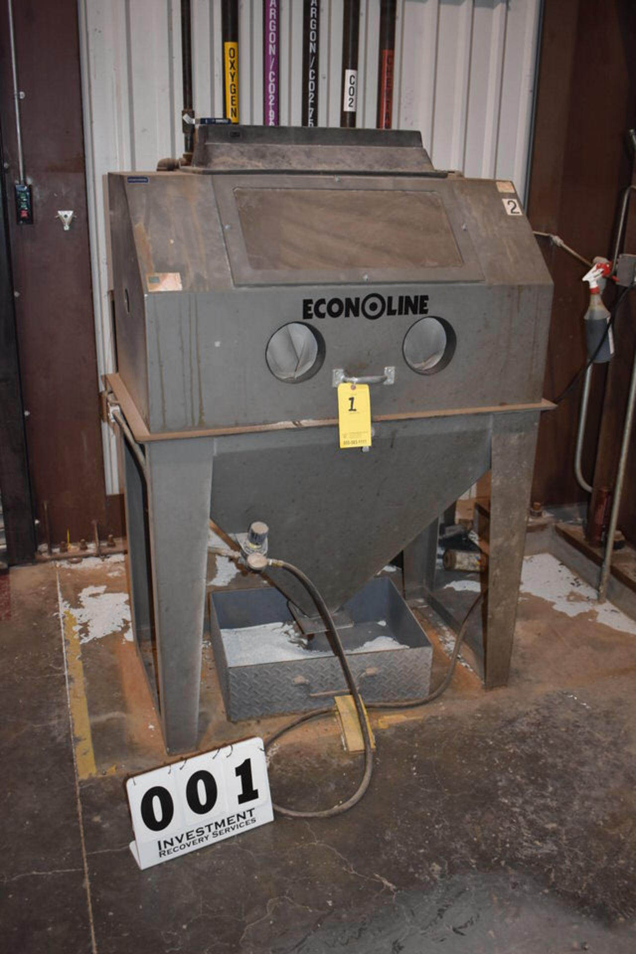 ECONOLINE BLAST CABINET, 5'H X 42" W X 2'D W/ DUSTCOLLECTOR