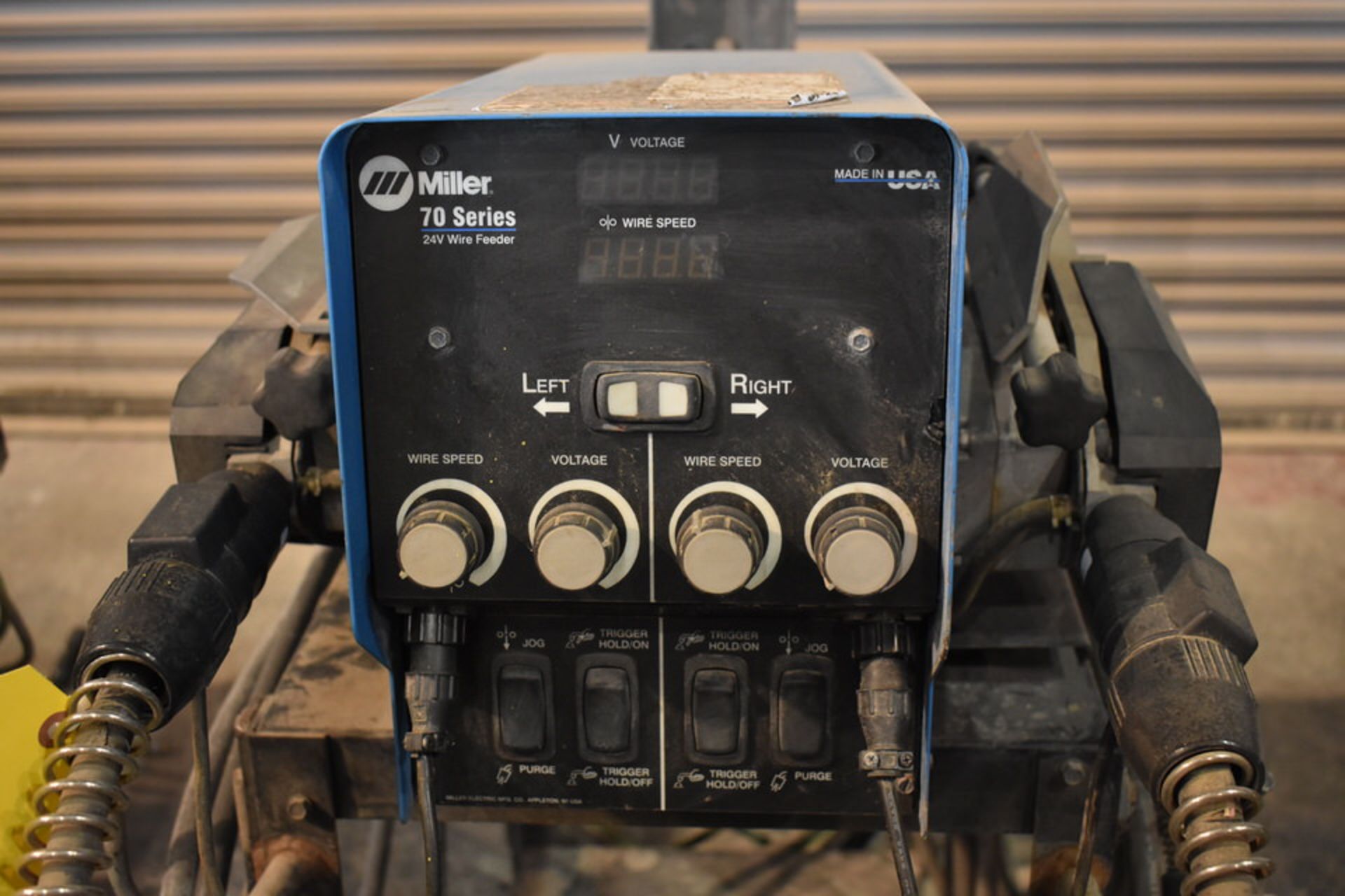 MILLER DIMENSION 452 CC-CV-DC WELDING POWER SOURCE - Image 3 of 3