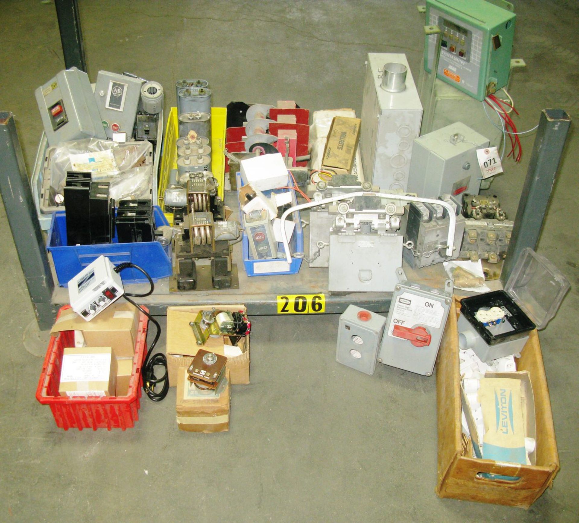 Circuit Breakers, Ballasts, Fuses, Lubrication Controller, Switches, Economatic Drains