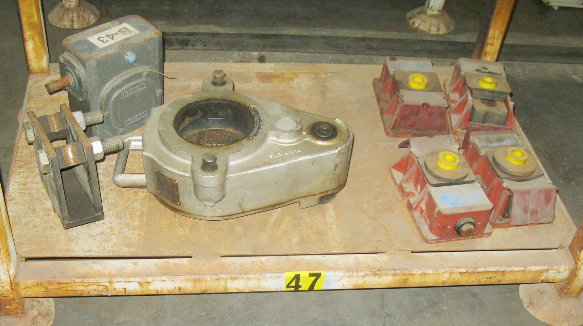 (4) Unisorb Fixator Anchoring Alignment System RKIII, Torque Multiplier, Boston Gear Reducer