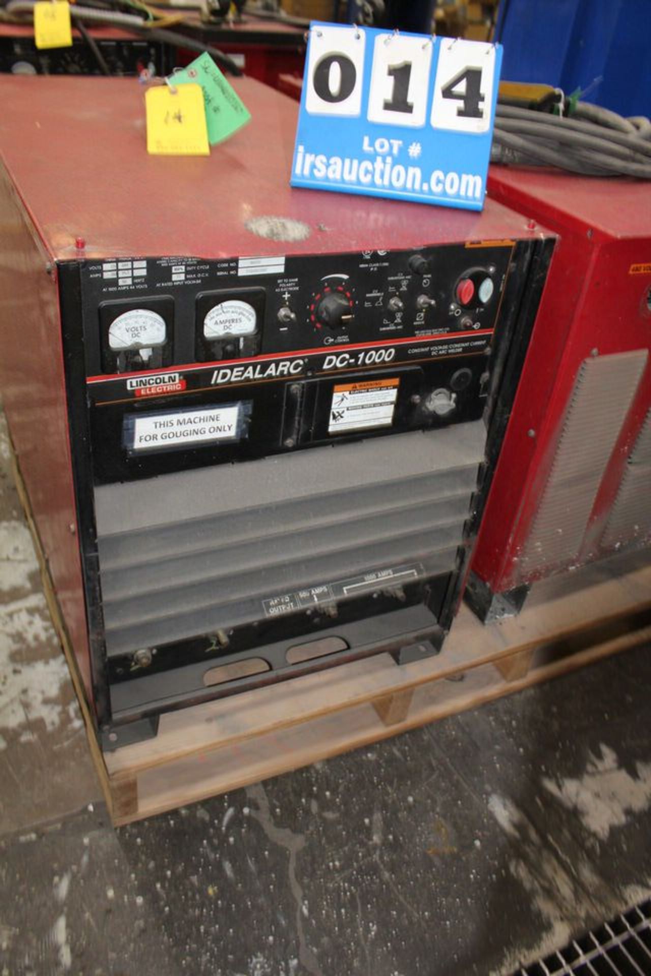 LINCOLN IDEAL ARC DC-1000 WELDING POWER SOURCE