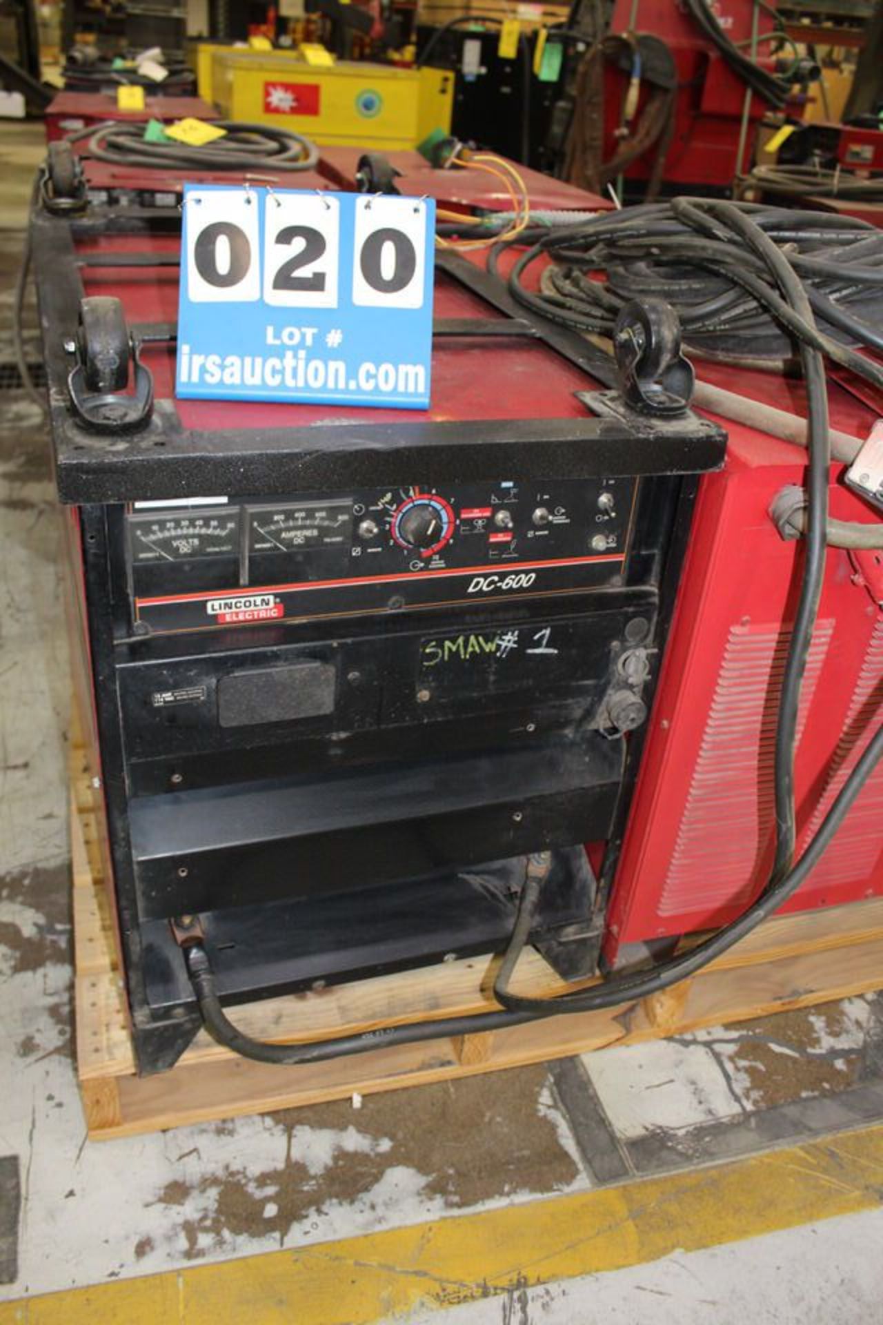 LINCOLN DC600 WELDING POWER SOURCE