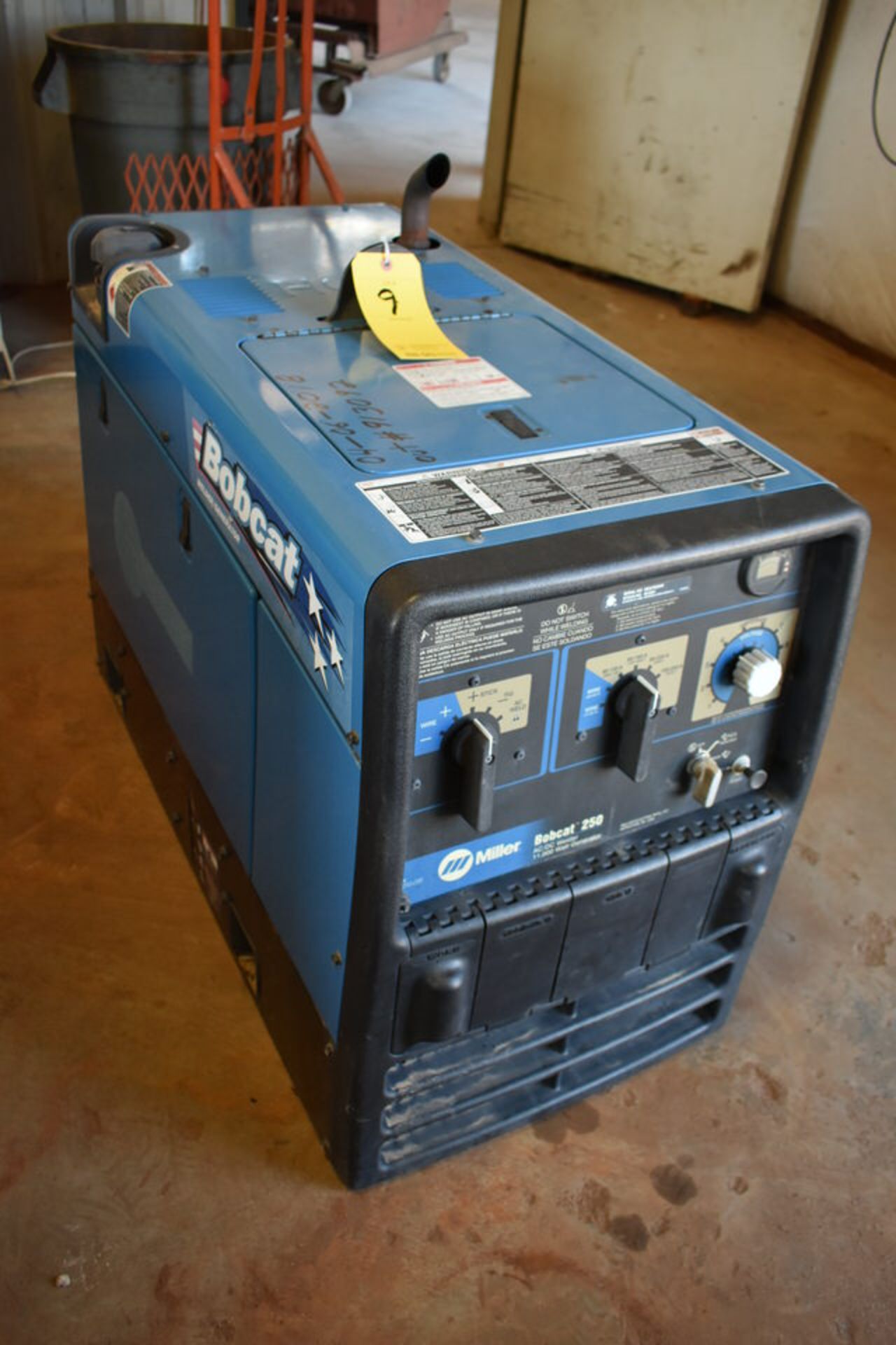 MILLER BOBCAT 250 AC/DC GAS WELDER, NO LEADS