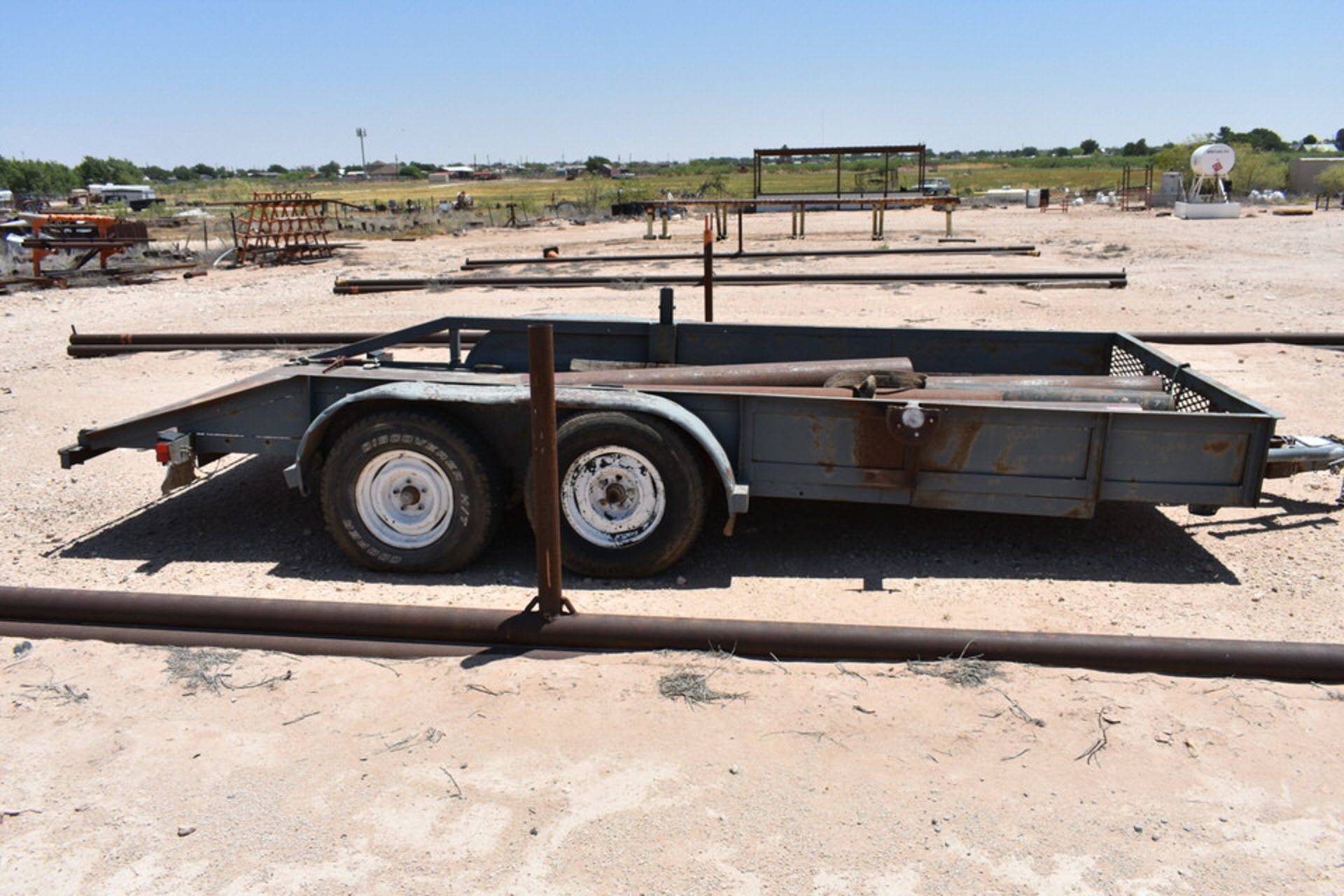 16' UTILITY TRAILER, NO CONTS - Image 3 of 5