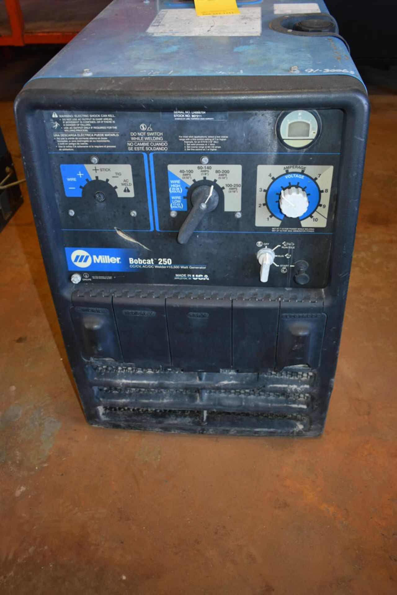 MILLER BOBCAT 250 AC/DC GAS WELDER, NO LEADS - Image 2 of 2