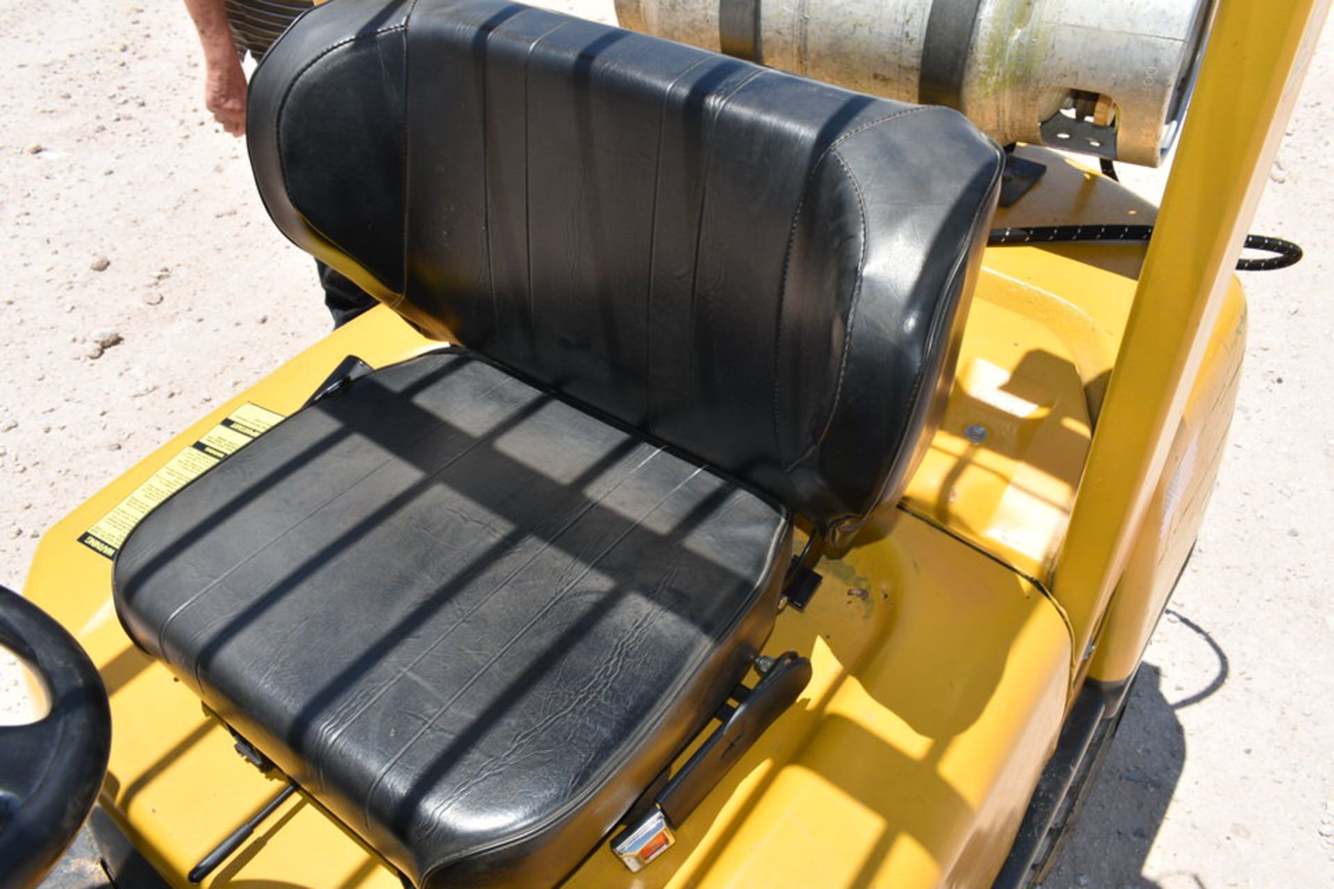 TCM FORKLIFT, LIFT CAP: 5,600 LBS, LIFT HEIGHT: 171.5", MDL:FG30N5T, 7,727 HOURS - Image 7 of 10