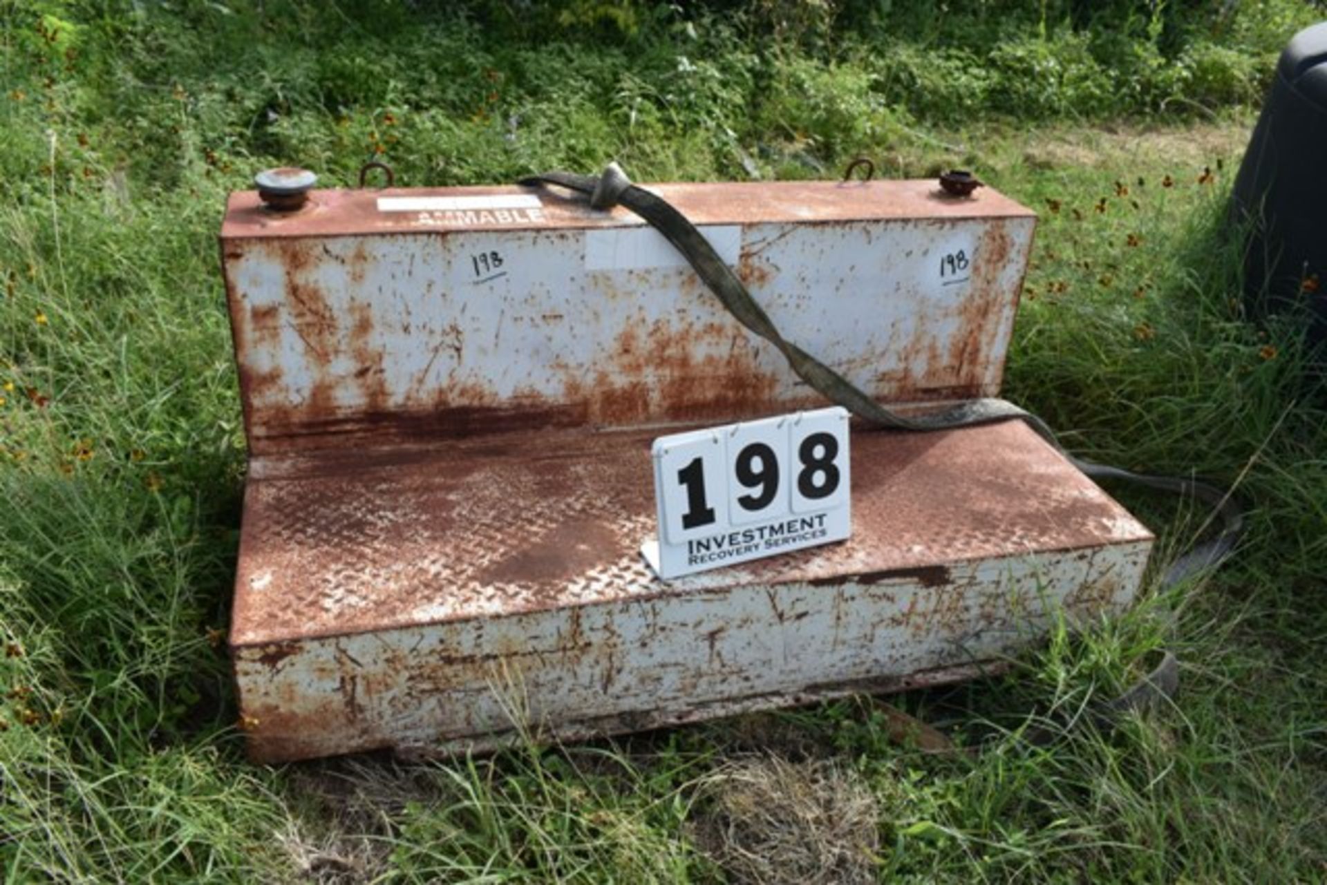 TRUCK BED FUEL TANK