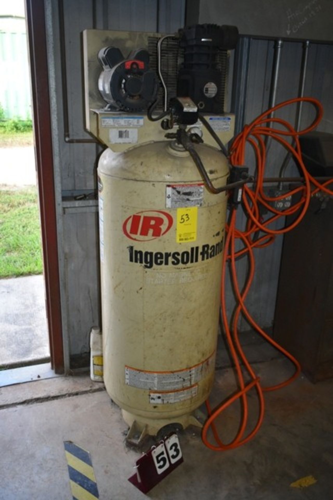 INGERSOL RAND AIR COMPRESSOR, 5HP, 60 GALLON TANK