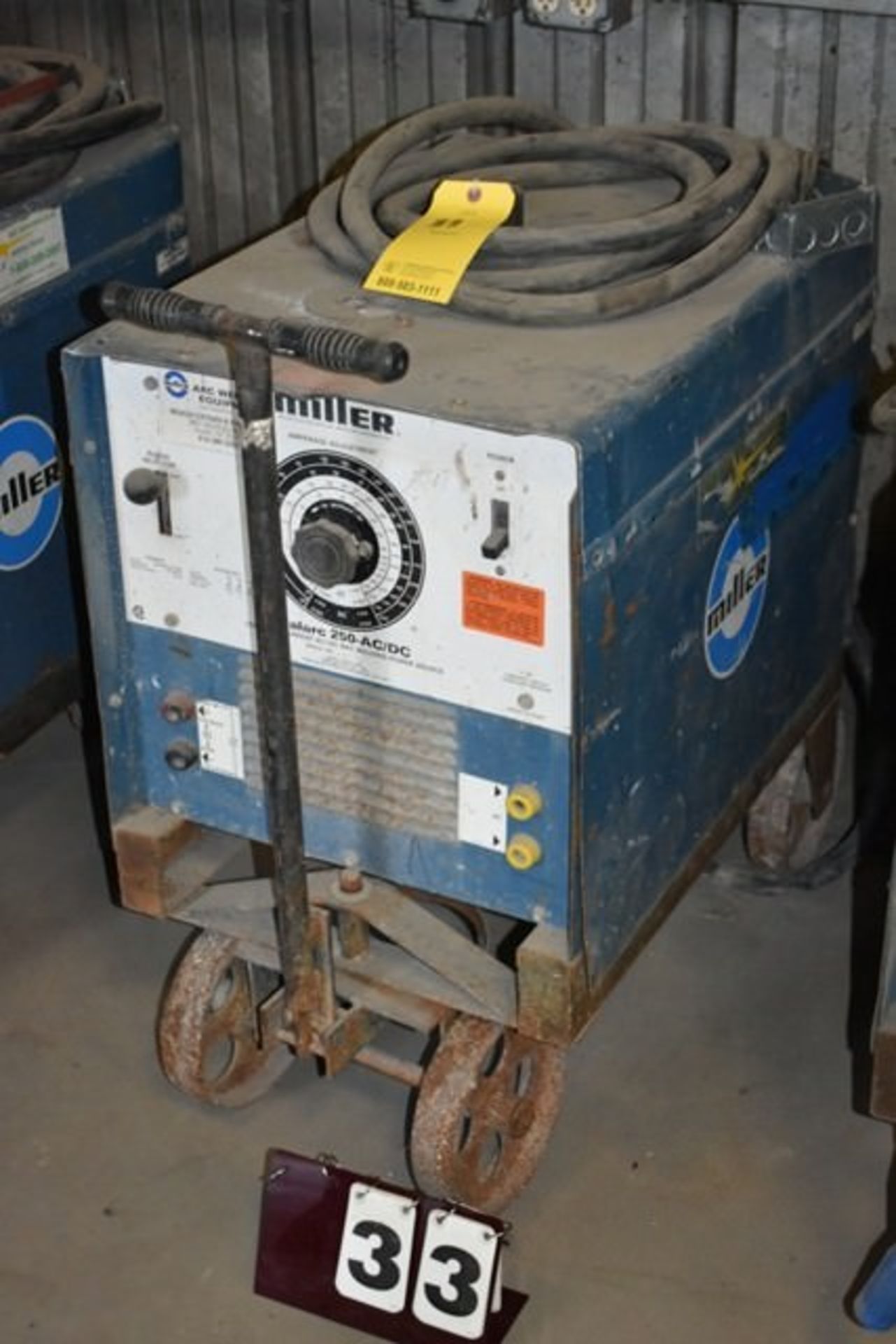 MILLER IDEALARC 250 AC/DC ARC WELDING POWER SOURCE