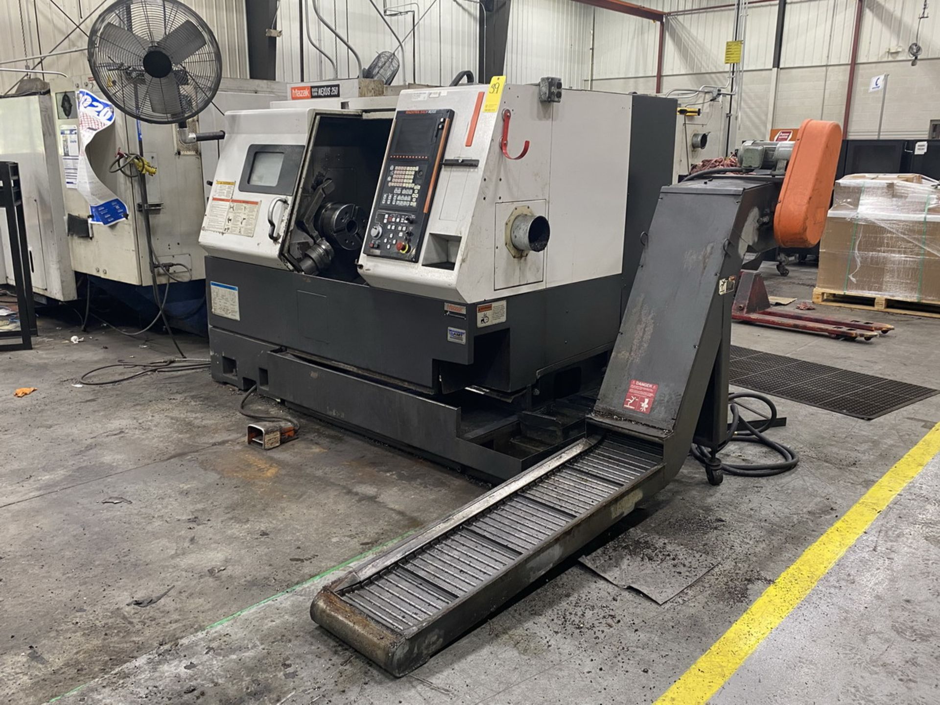 2005 Mazak QTN-250 CNC Lathe 9.05'' X-axis Travel, 22.63'' Z- axis Travel, 24'' Swing 14'' Max - Image 2 of 11