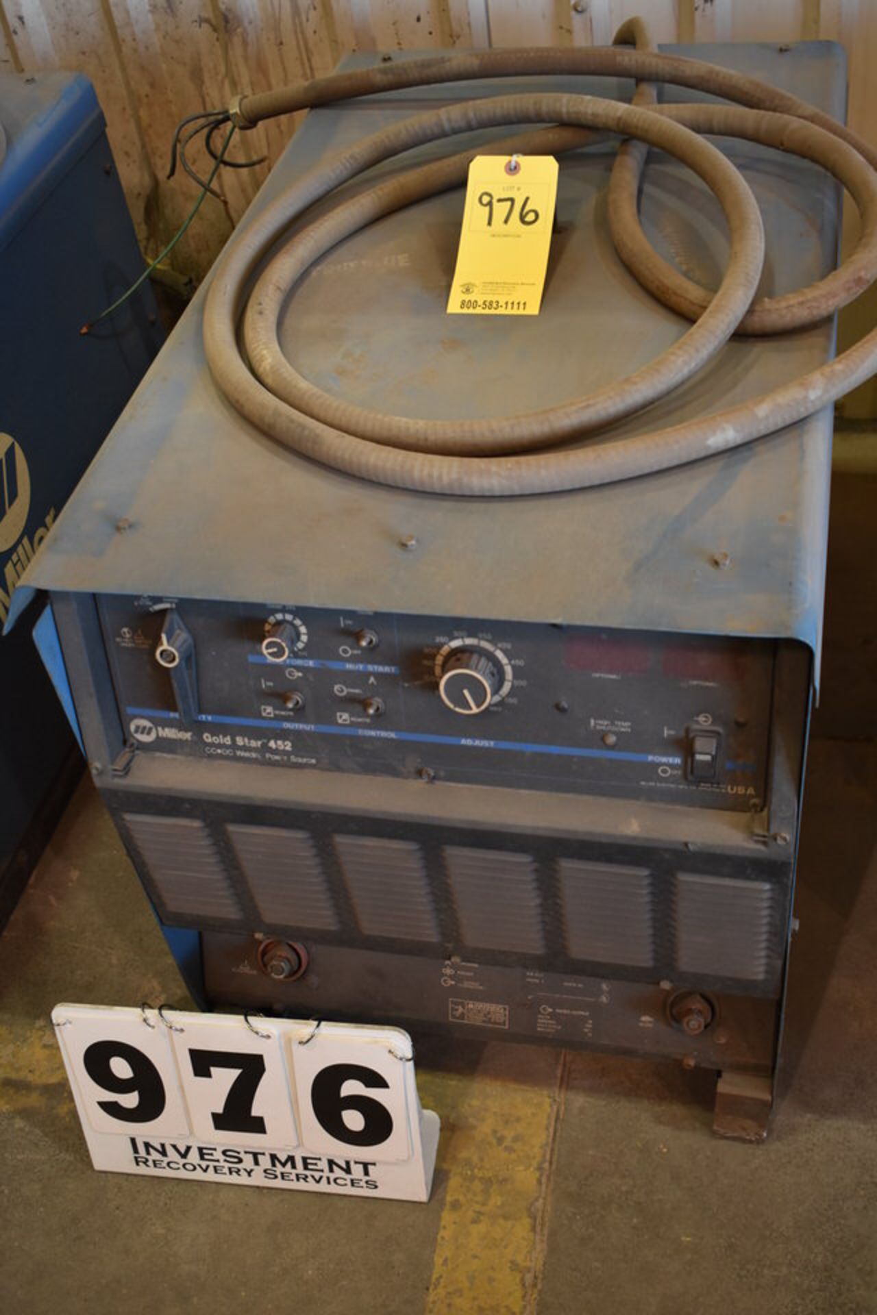 MILLER GOLDSTAR 452 WELDER