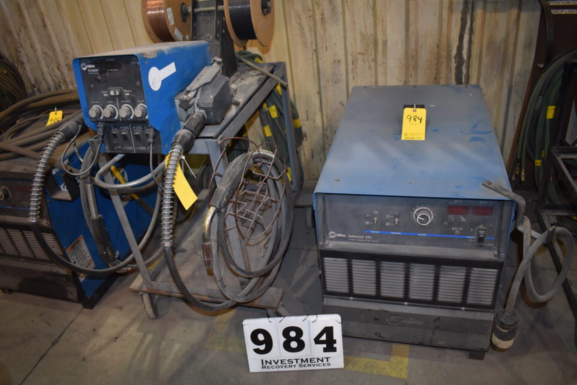 MILLER DELTAWELD 452 WELDER W/ MILLER 70 SERIES WIRE FEEDER