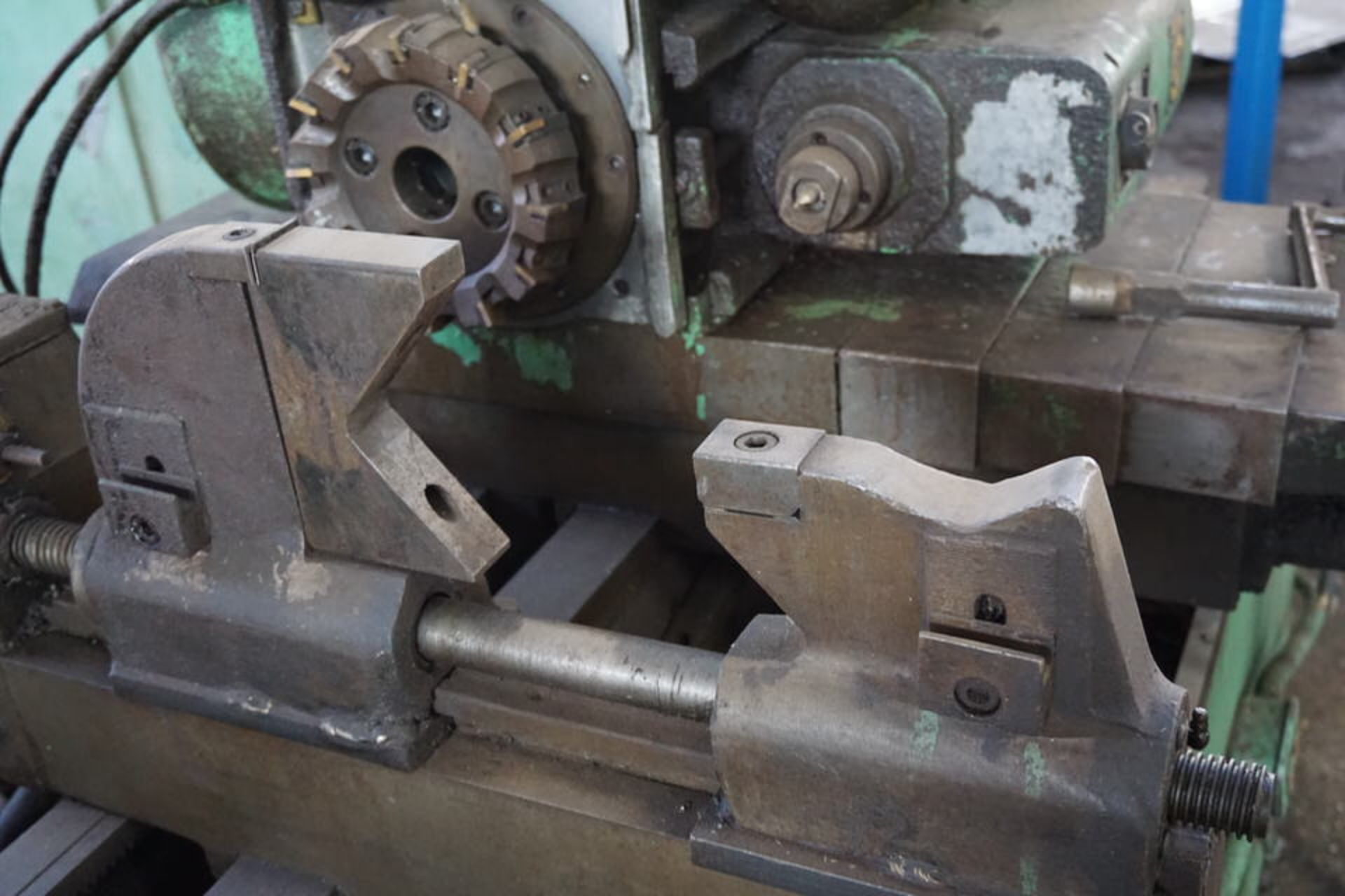 GIDDINGS & LEWIS FACE & CENTER LATHE, MDL: MC, #FM422, APPOROX 10" SWING X 120" CENTERS W/ (2) 8" - Image 3 of 9