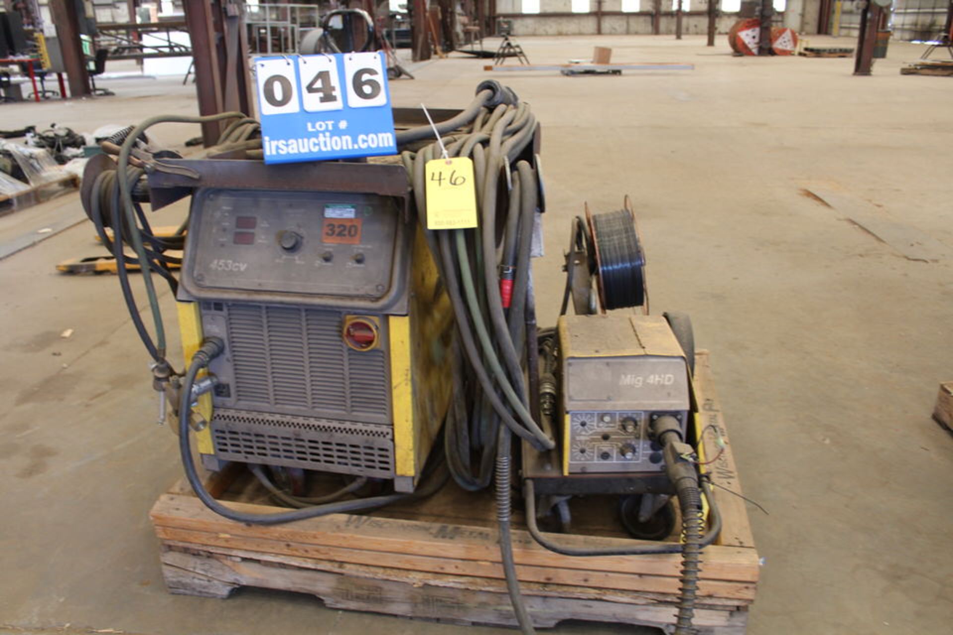 ESAB 453CV MIG WELDER W/ LINDE MIG 4HD& FEEDER