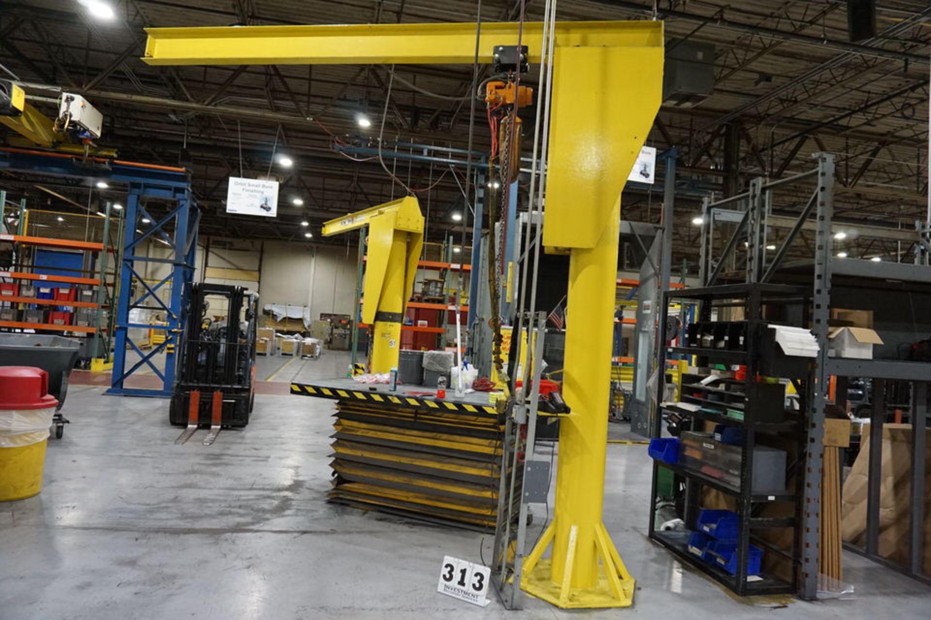 FLOOR MOUNT JIB CRANE, COLUMN APPROX 14" X 12' X 12' ARM W/ 1 TON AIR HOIST