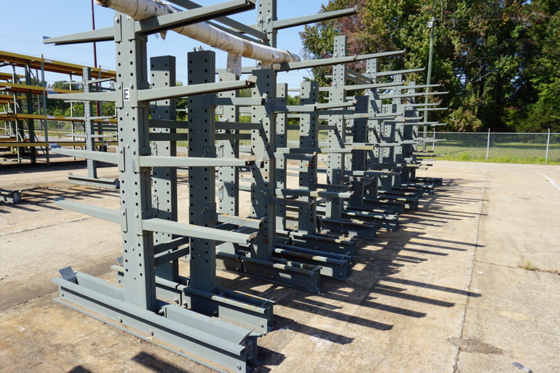 CANTILEVER RACK, 9 DOUBLE SIDED APPROX 3' ARMS X 10'HT - Image 3 of 4